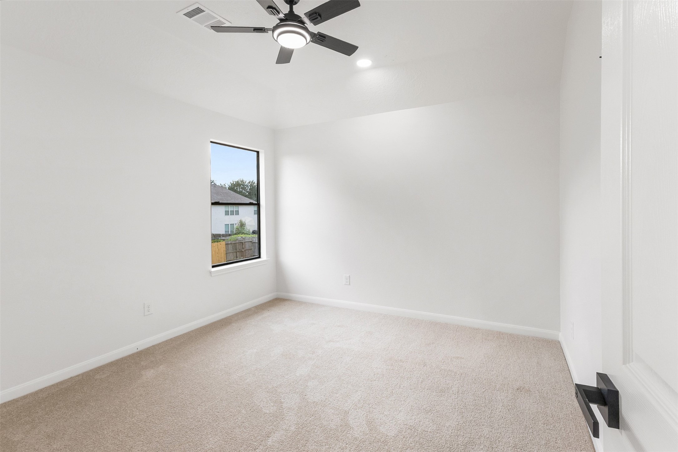 2522 Willow Springs Lane Property Photo 18