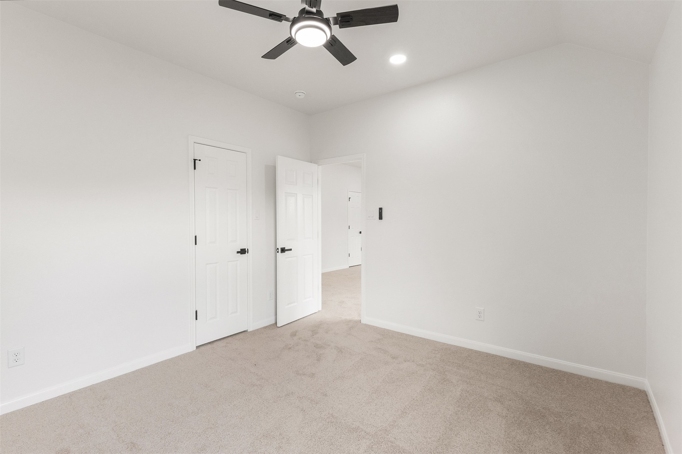 2522 Willow Springs Lane Property Photo 19