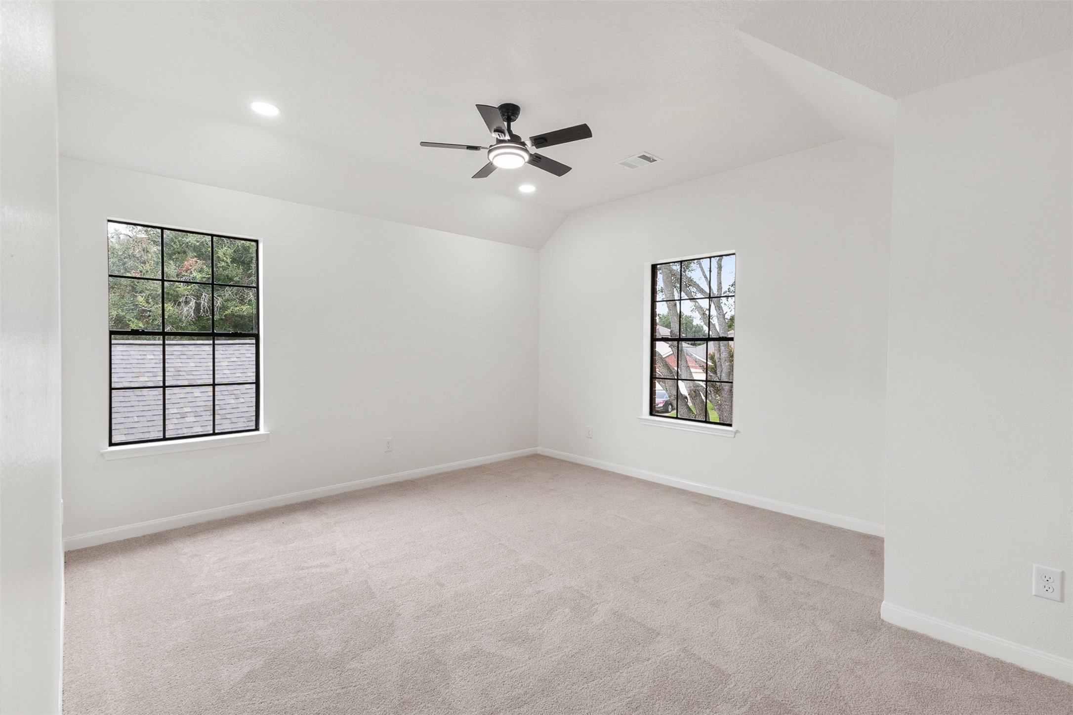 2522 Willow Springs Lane Property Photo 22