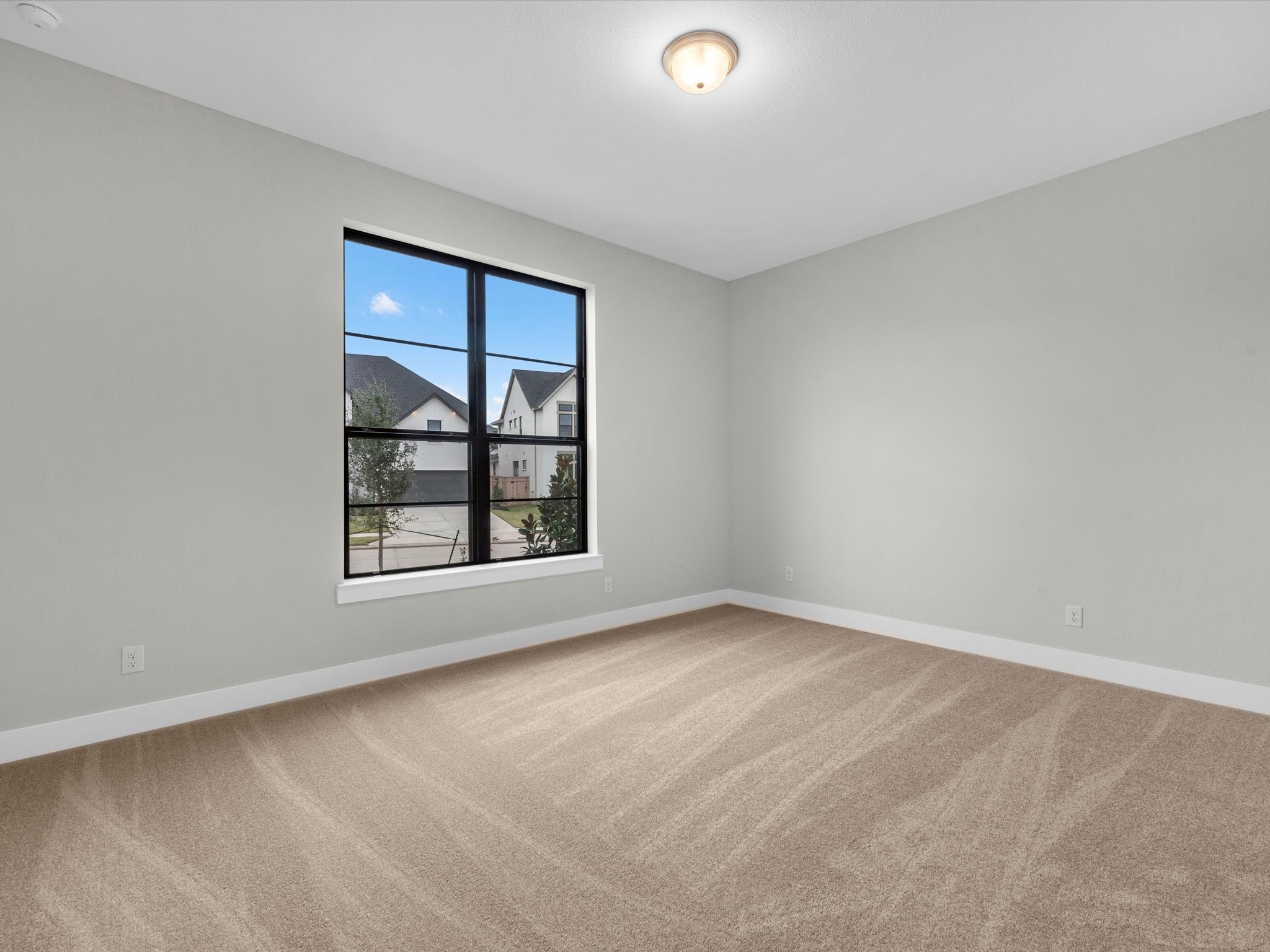 10203 Sterling Spring Drive Property Photo 15