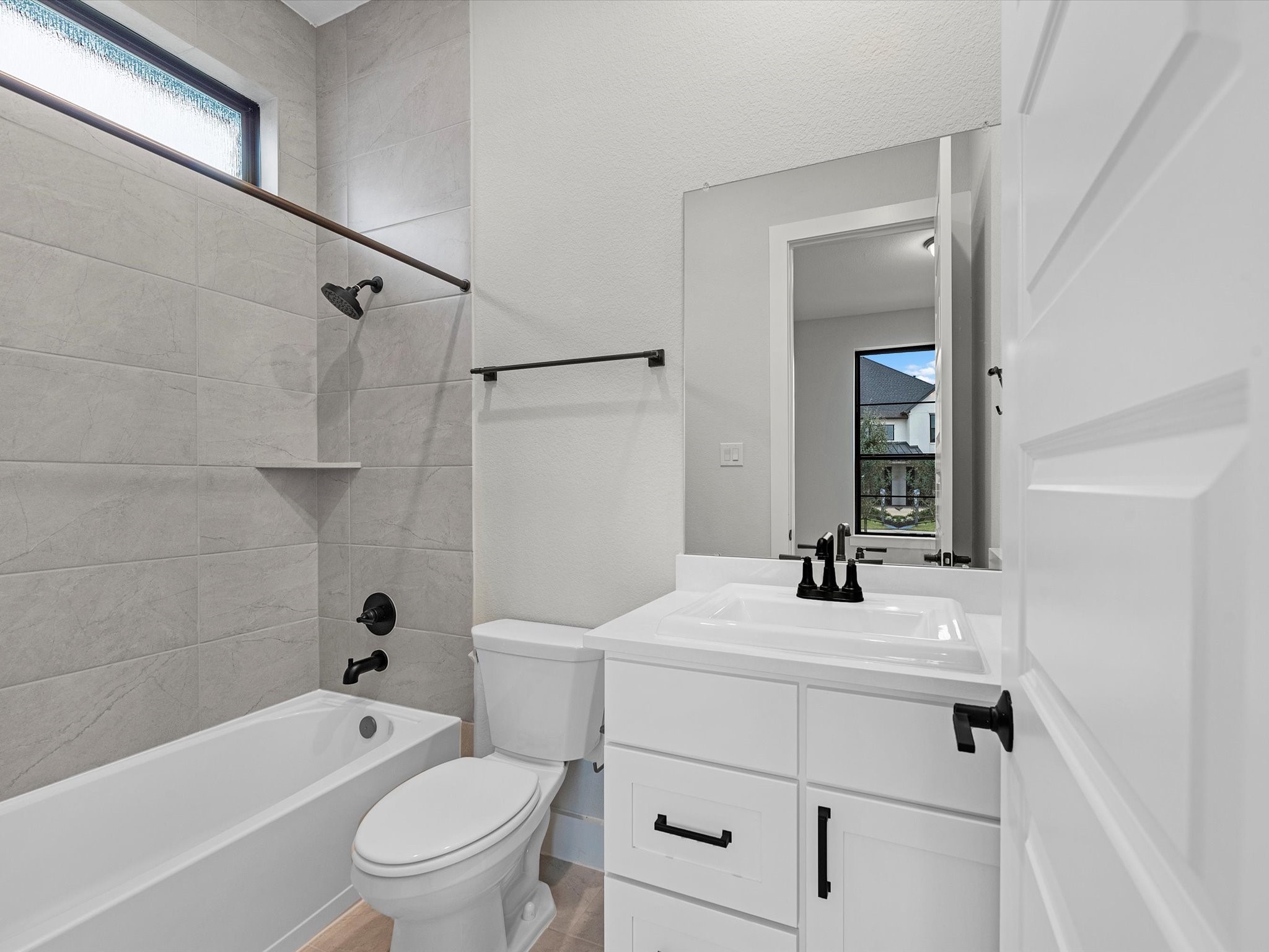10203 Sterling Spring Drive Property Photo 16