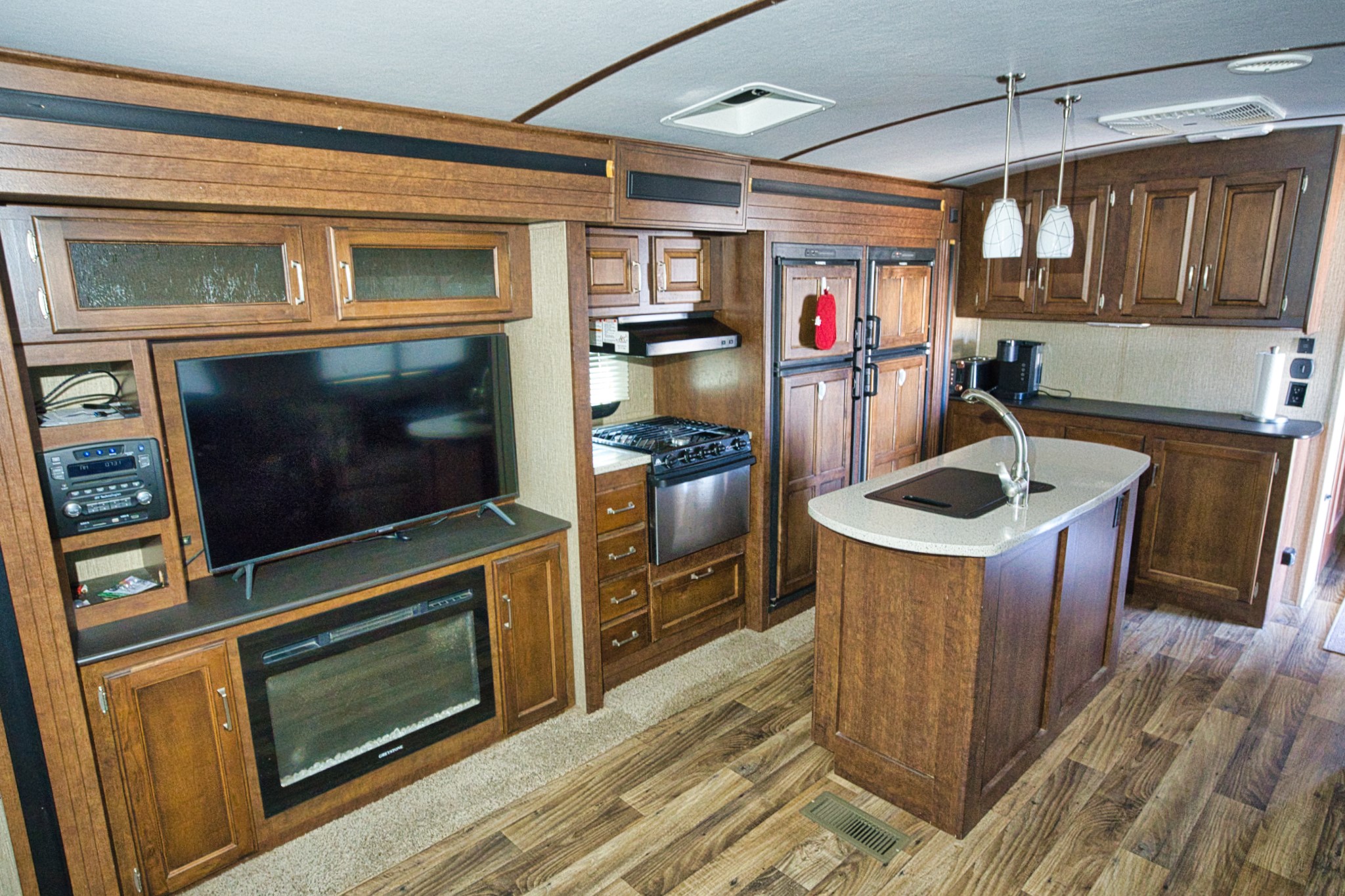 1204 Blue Water Boulevard Property Photo 9
