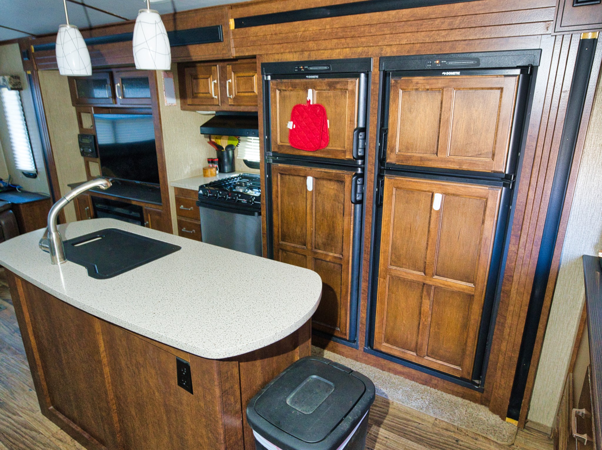 1204 Blue Water Boulevard Property Photo 11