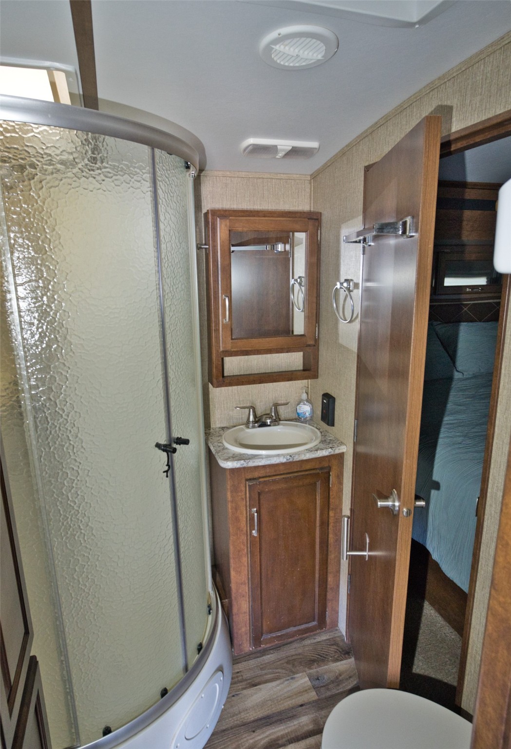 1204 Blue Water Boulevard Property Photo 17