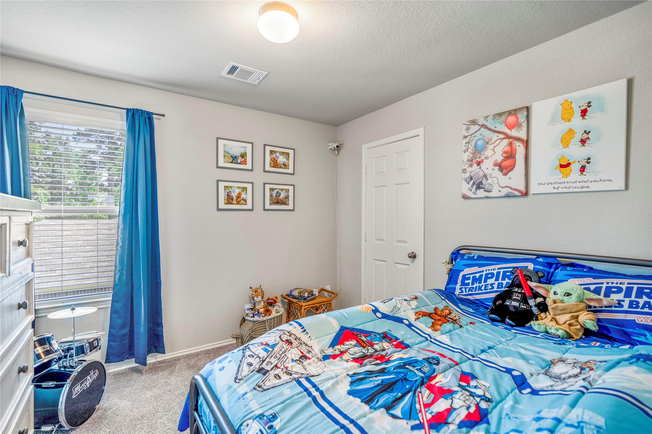 210 Bellewood Manor Drive Property Photo 25