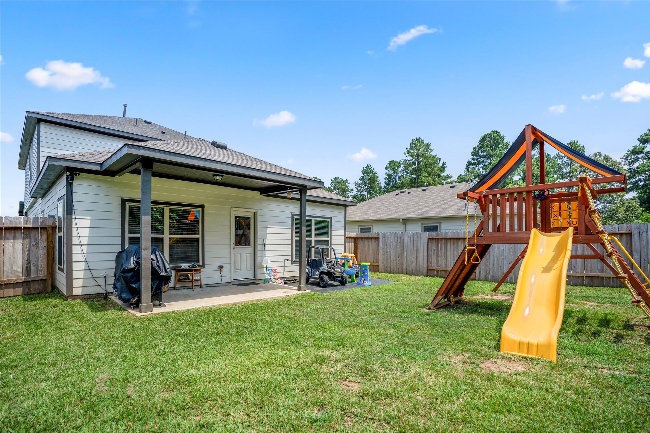 210 Bellewood Manor Drive Property Photo 33