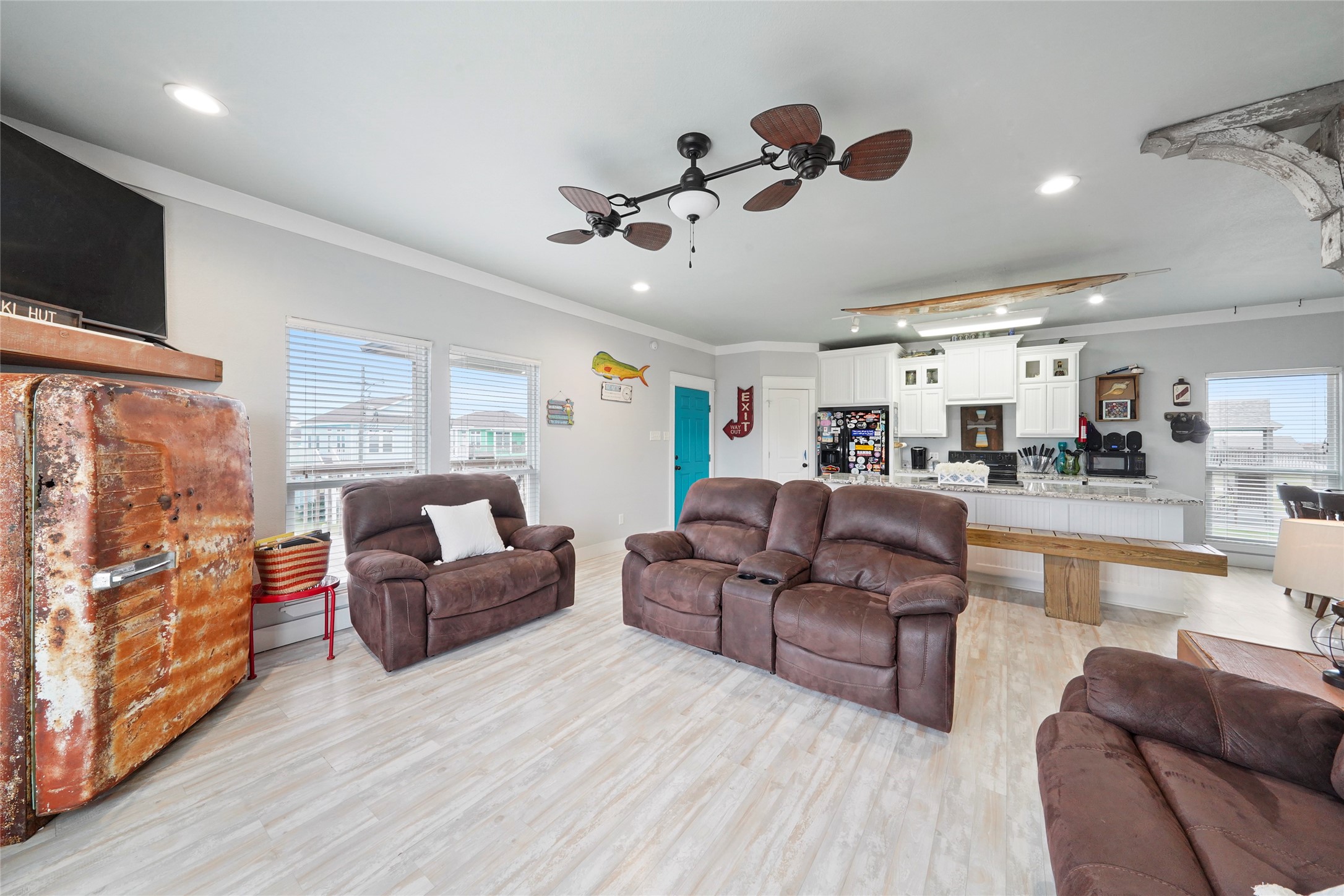 962 Driftwood Drive Property Photo 11