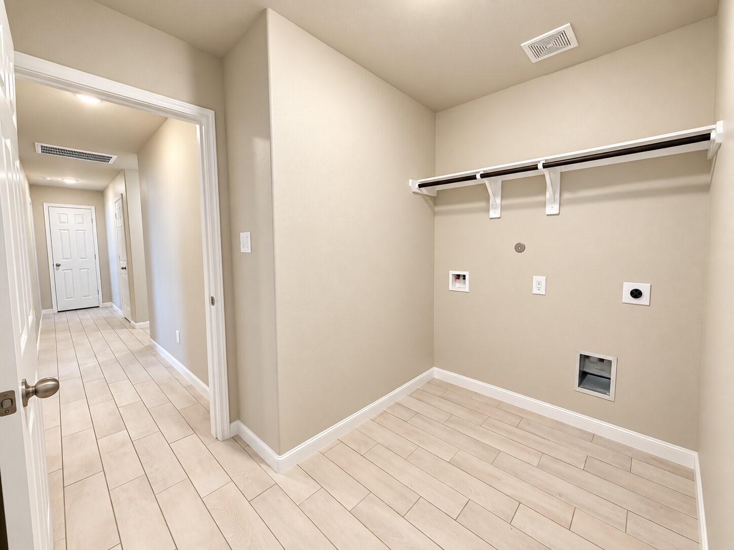 13313 Dalvay Beach Drive Property Photo 9
