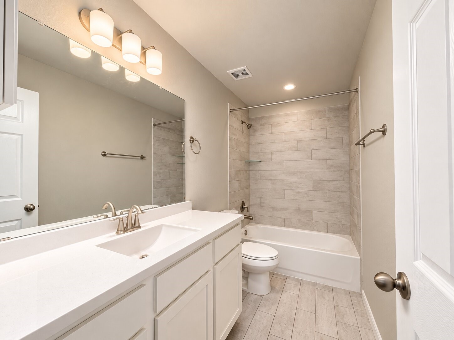 13313 Dalvay Beach Drive Property Photo 10