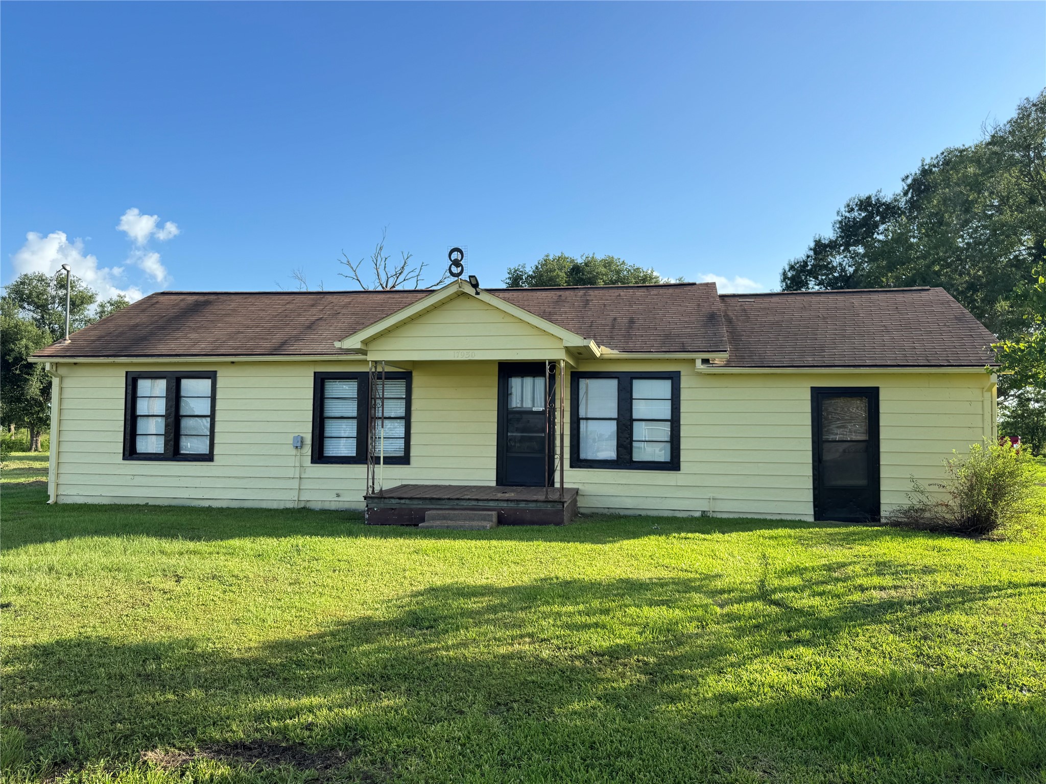 17930 Highway 36 Property Photo 1