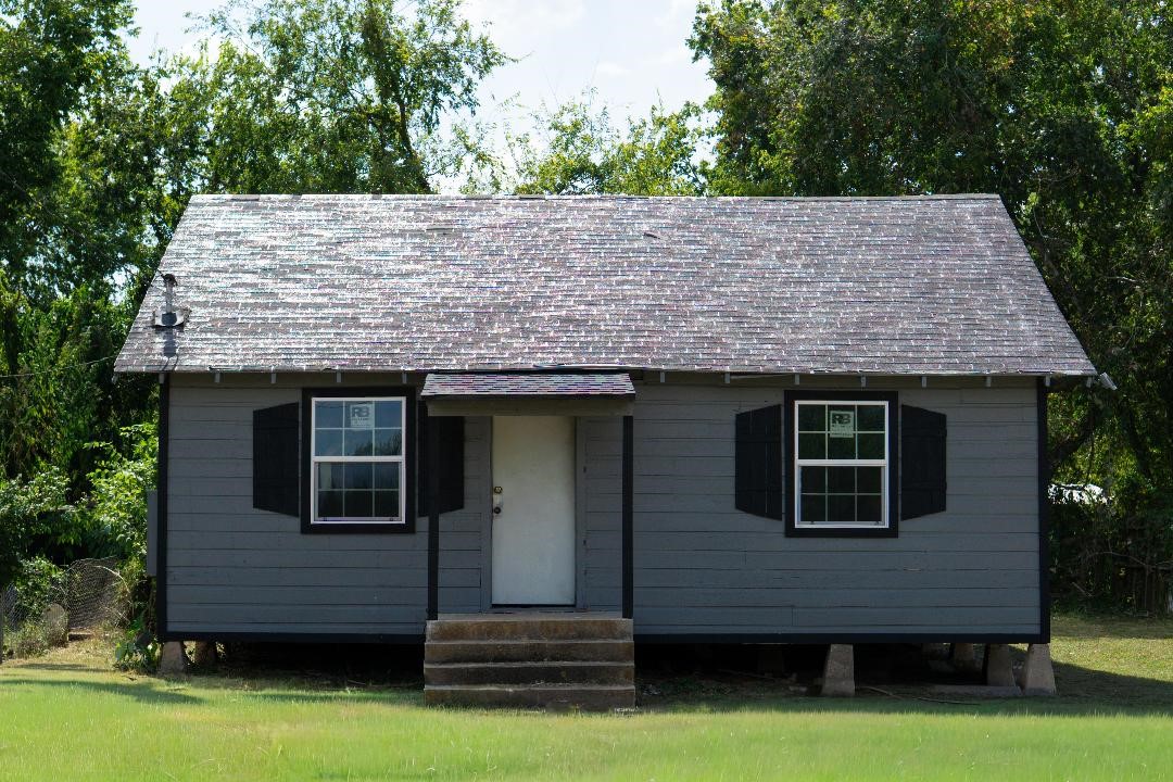 1611 Bailey Street Property Photo 2