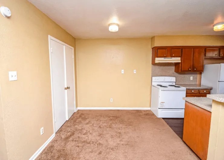 1845 5th St Property Photo 9