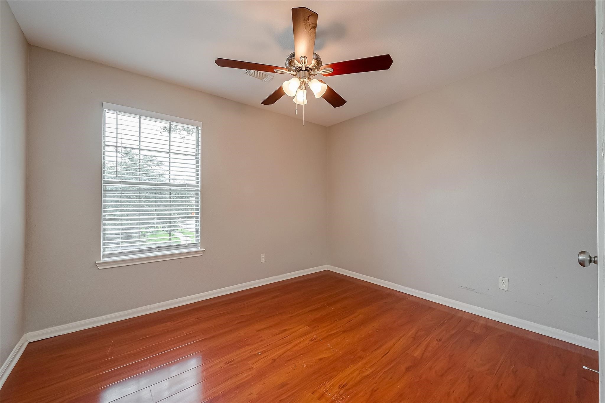 9234 Windswept Grove Drive Property Photo 6