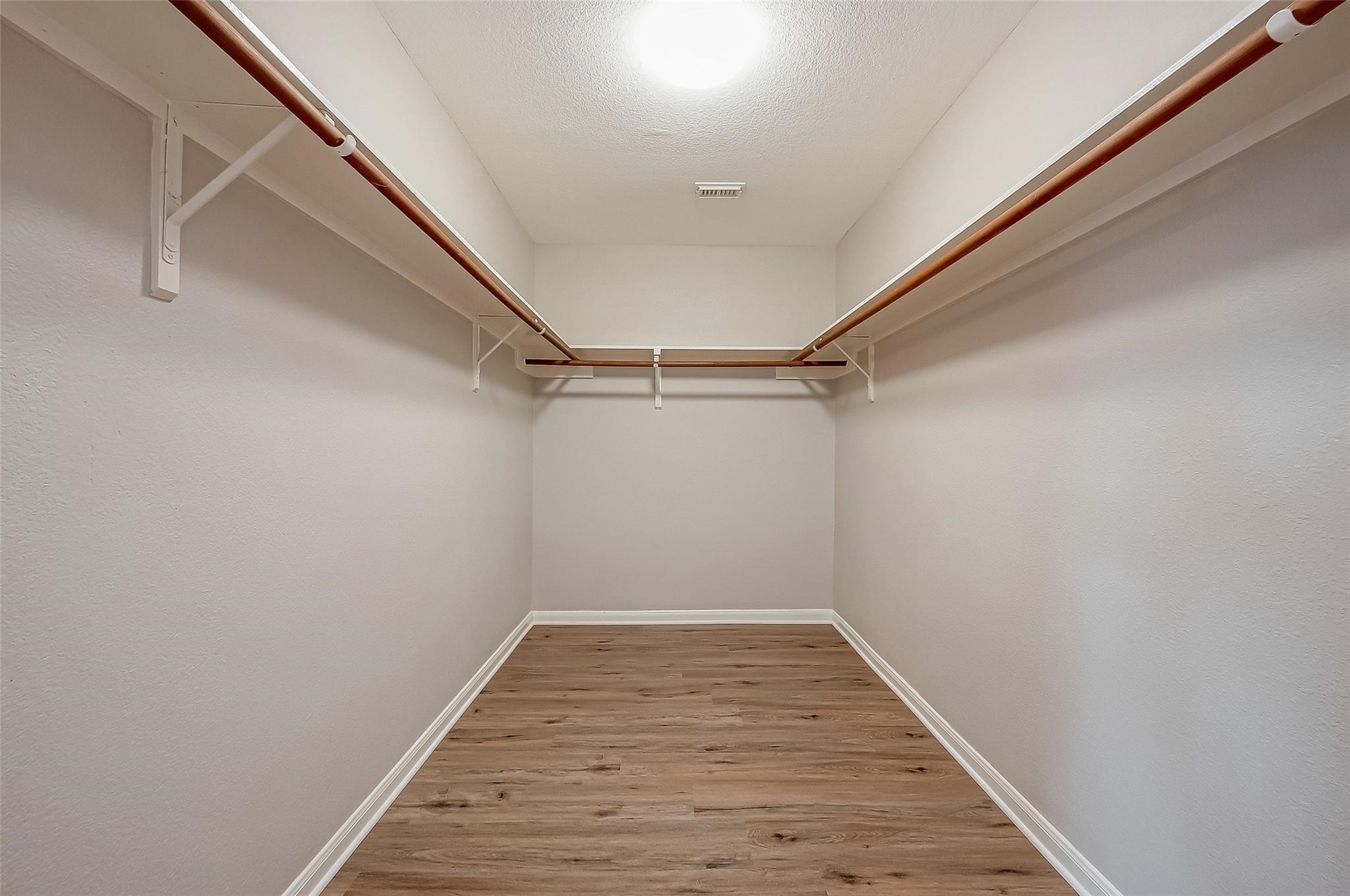 9234 Windswept Grove Drive Property Photo 11