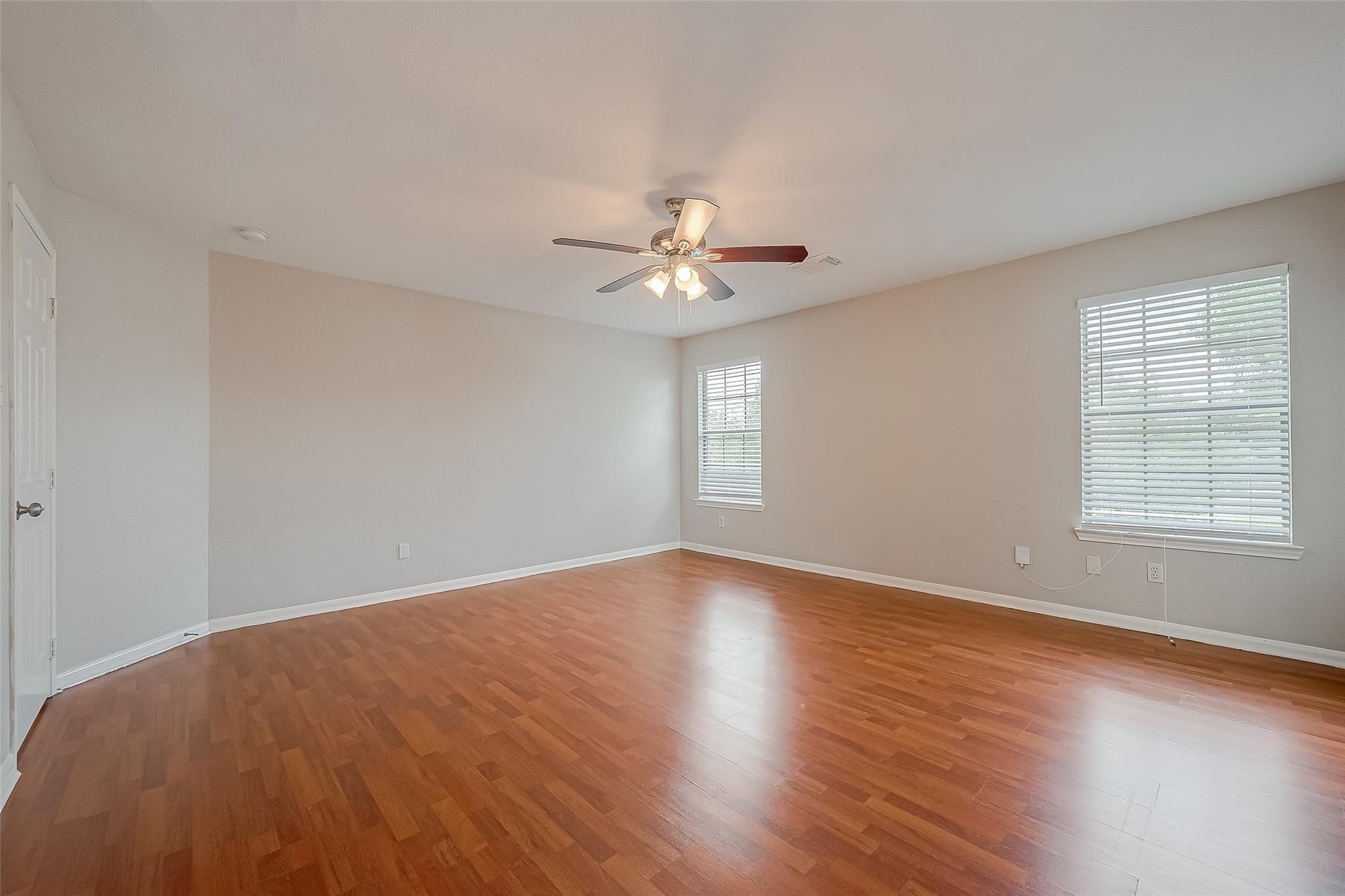 9234 Windswept Grove Drive Property Photo 12