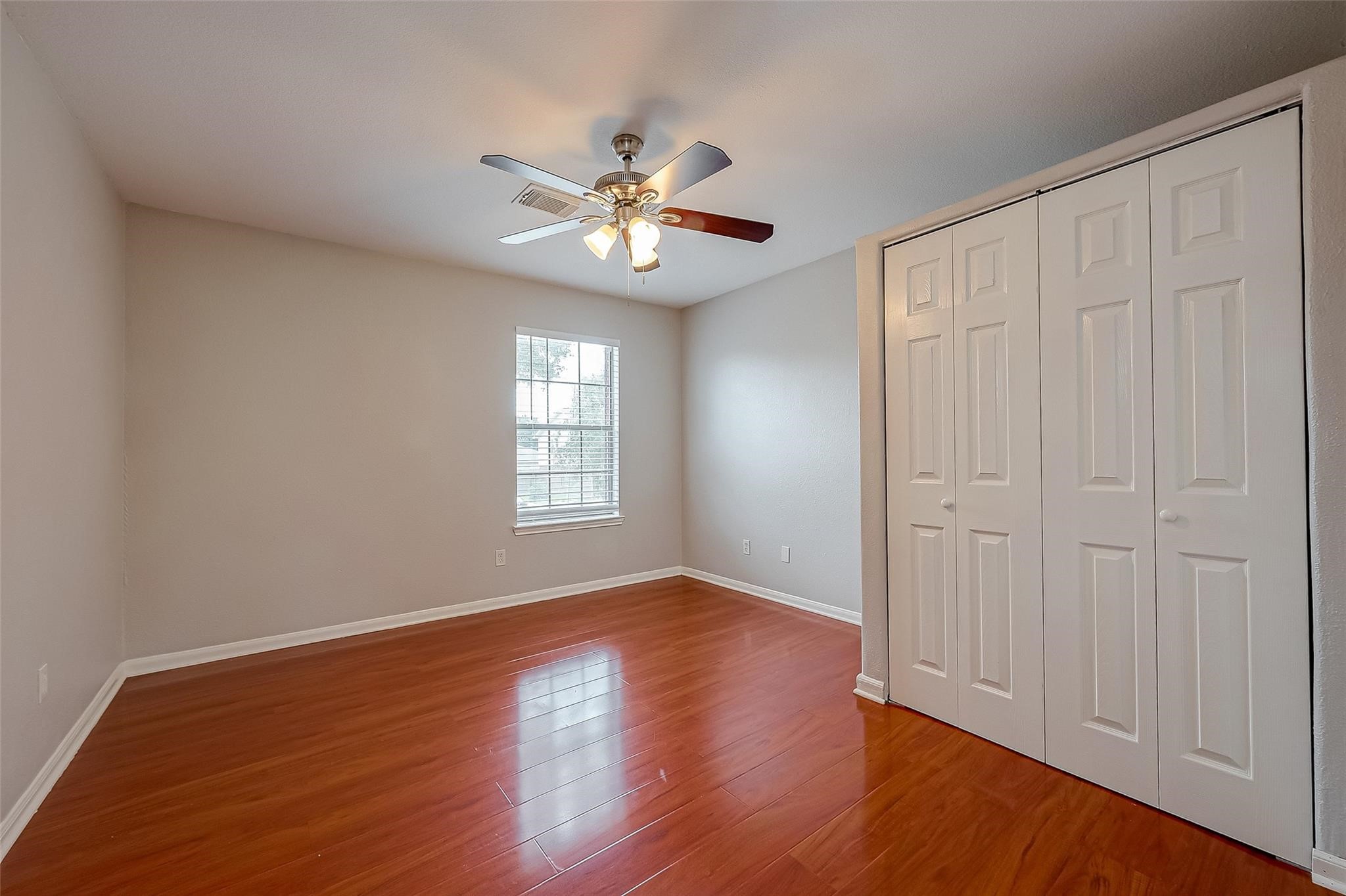 9234 Windswept Grove Drive Property Photo 16