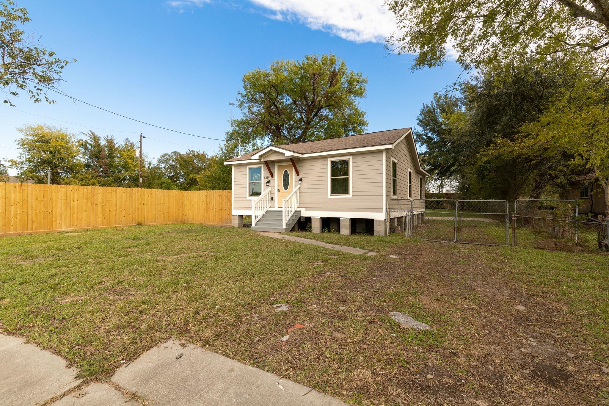5210 Pickfair Street Property Photo 1