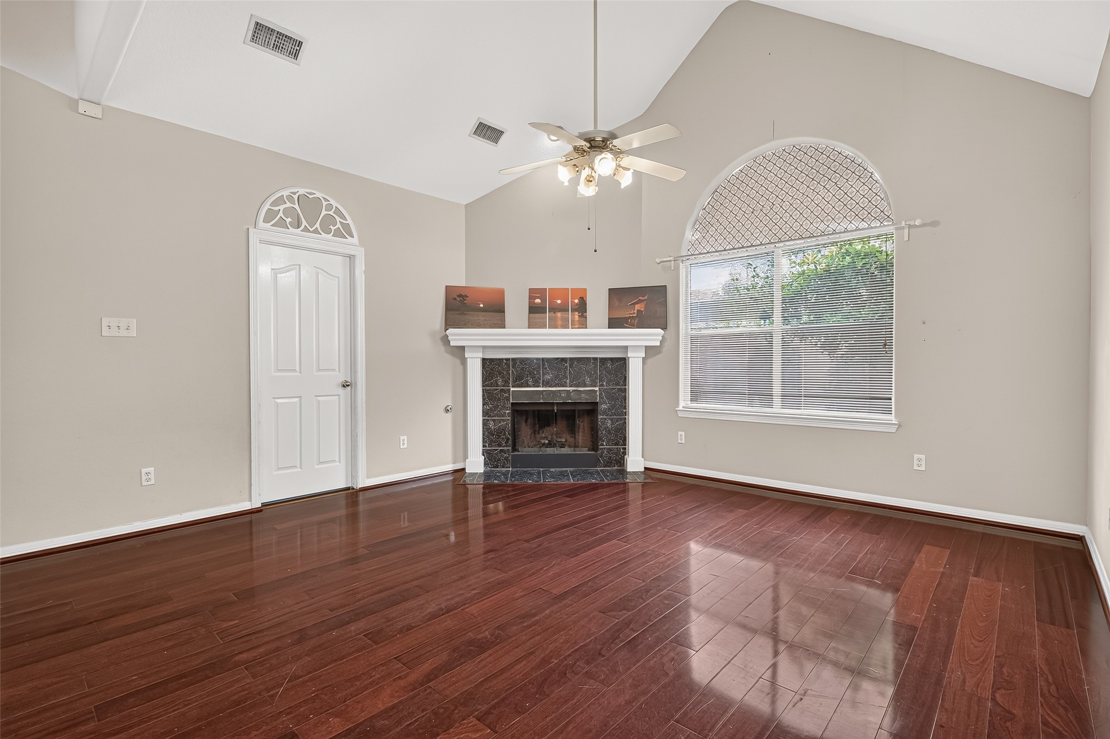 8503 Raybluff Lane Property Photo 13