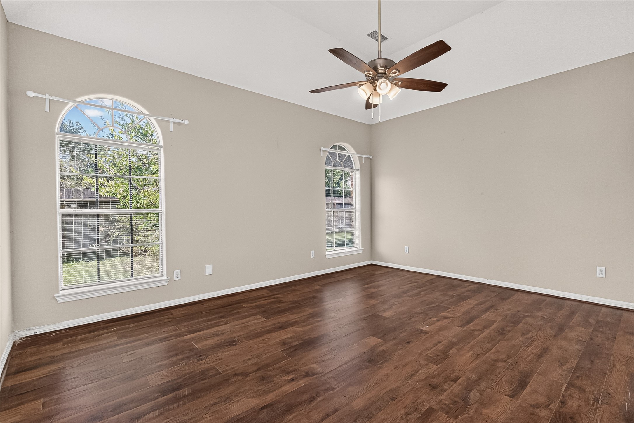 8503 Raybluff Lane Property Photo 31