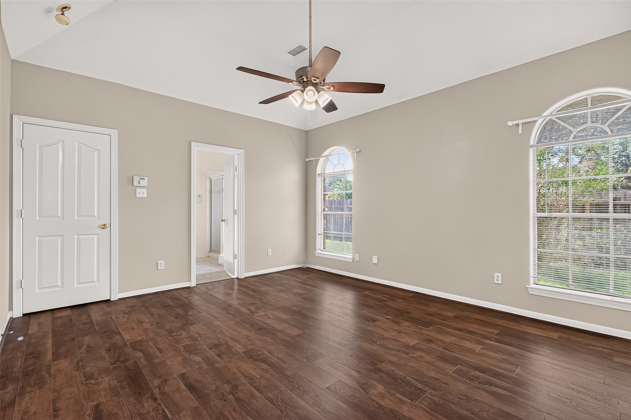 8503 Raybluff Lane Property Photo 32