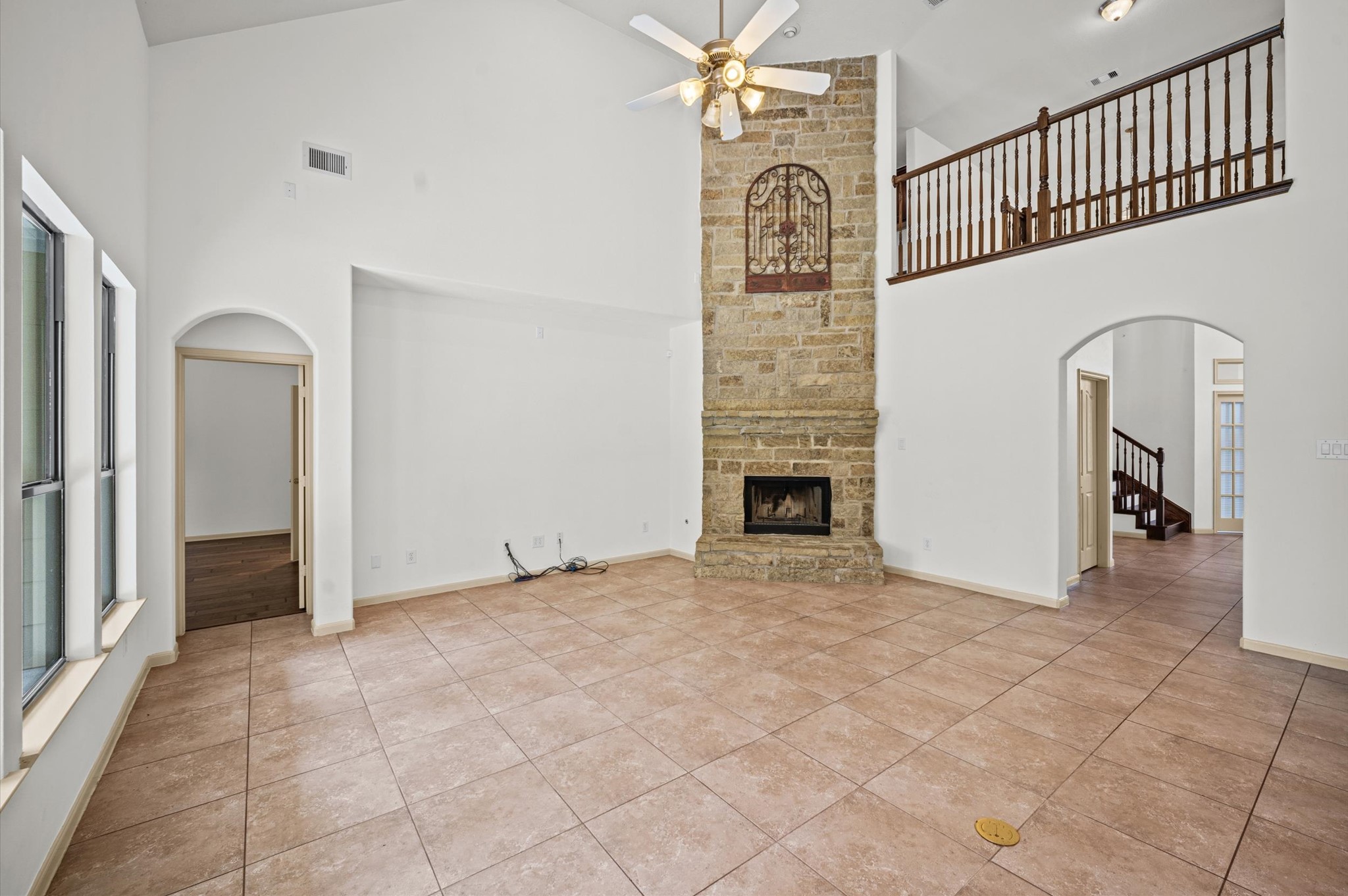 21115 Knight Quest Drive Property Photo 11