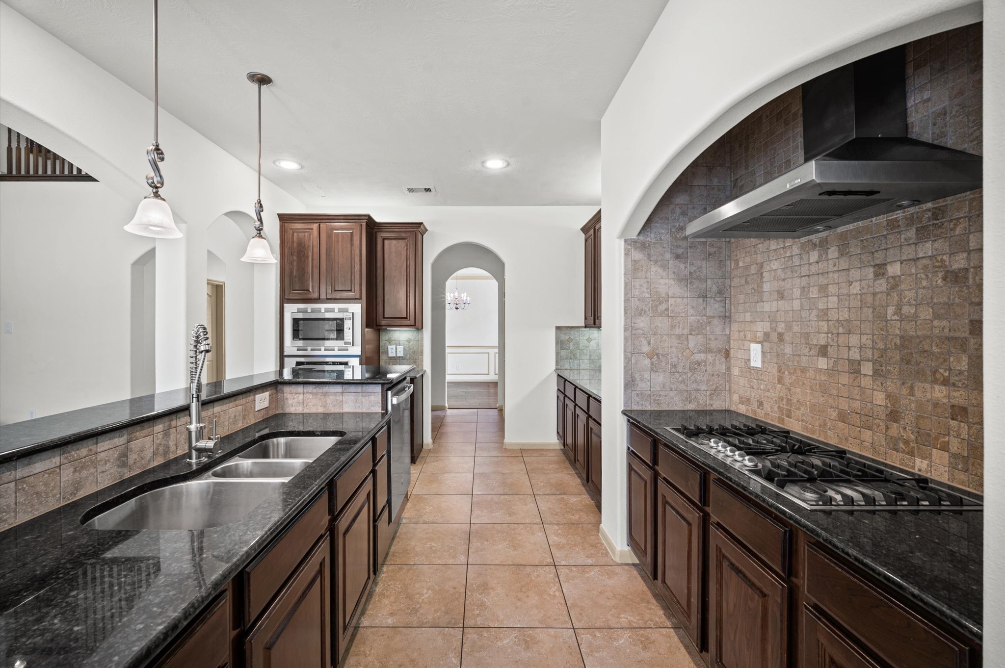 21115 Knight Quest Drive Property Photo 14