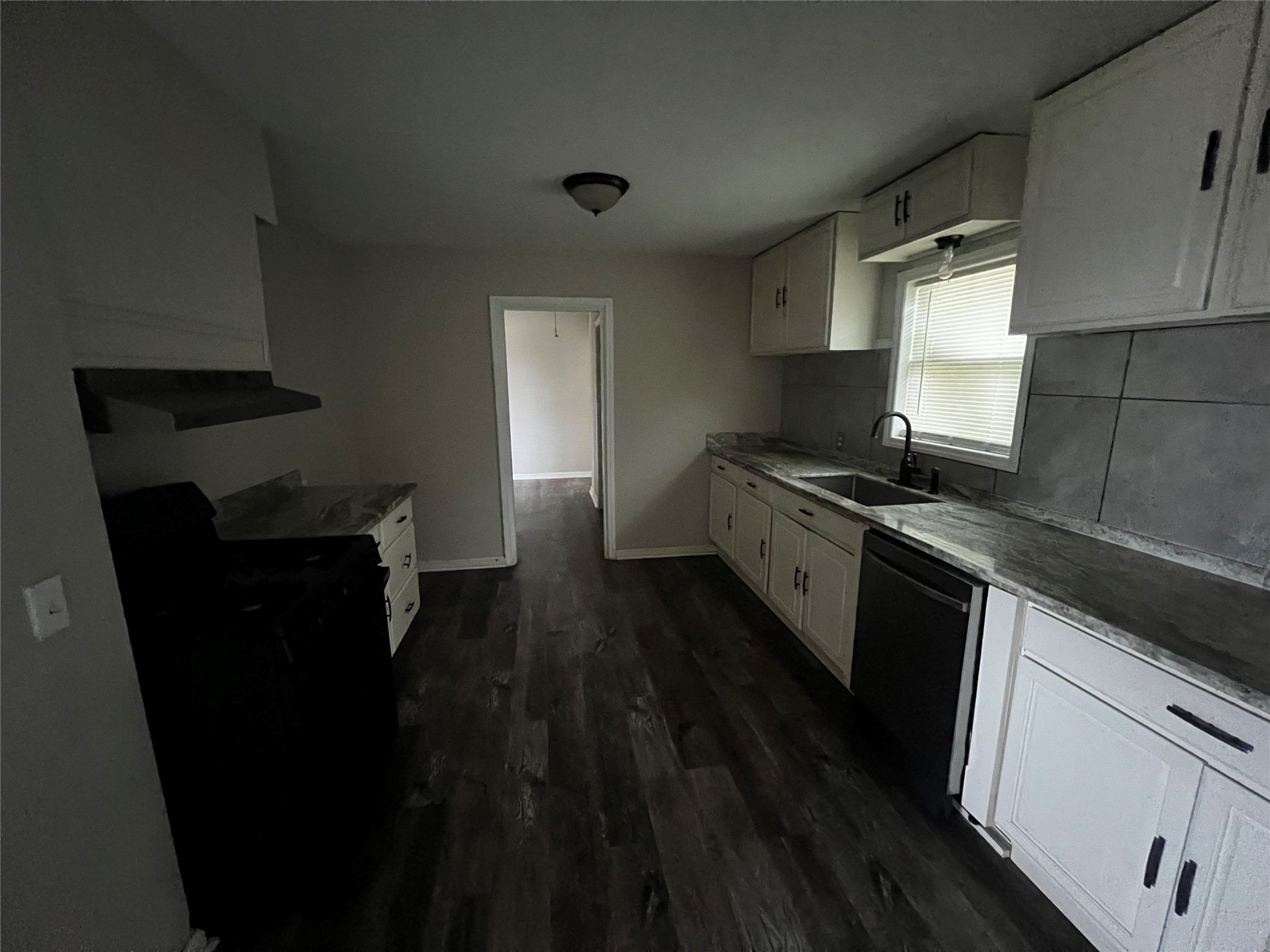 1013 W Spanish Camp Road Property Photo 4