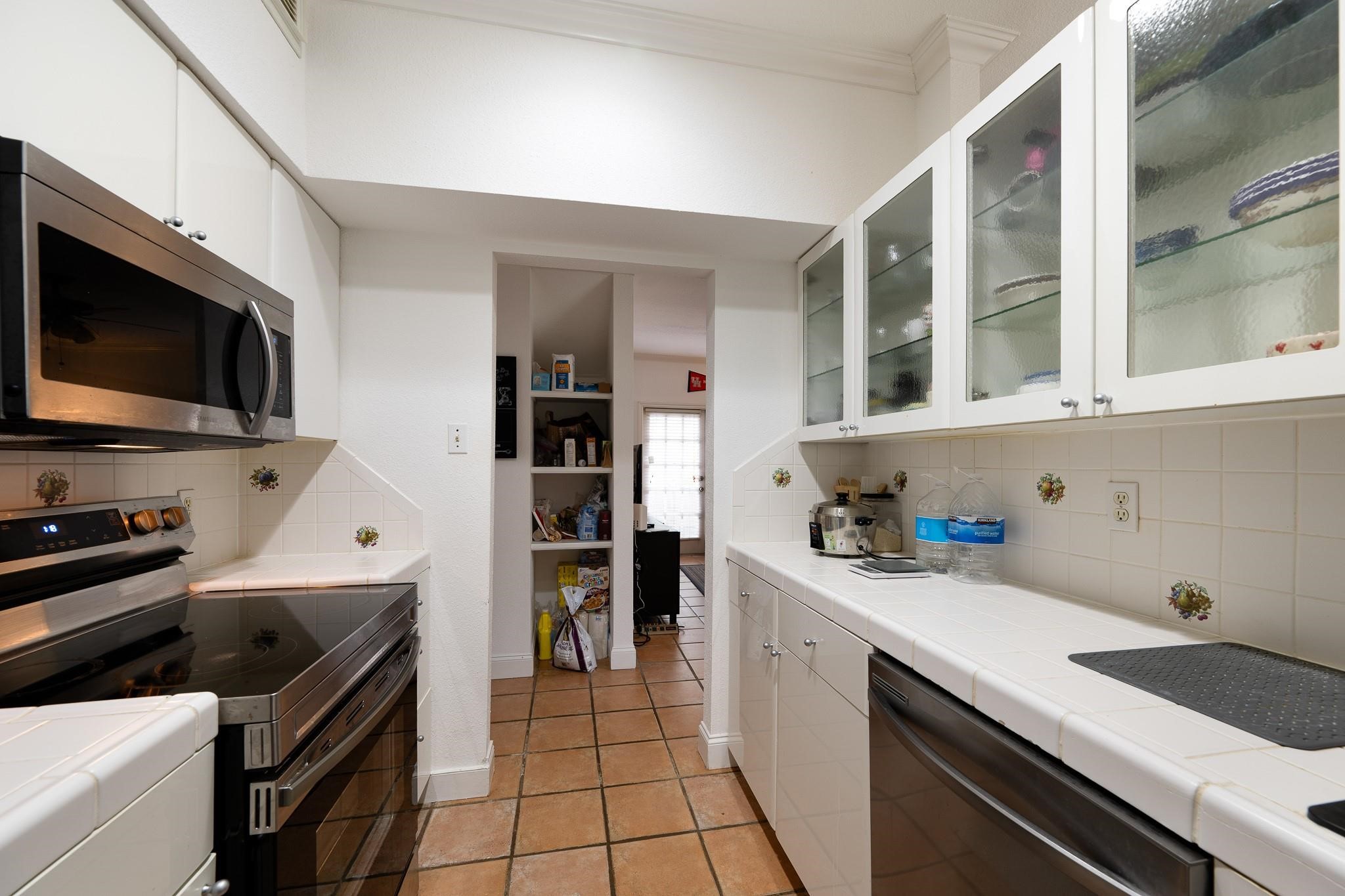 8055 Cambridge Street 87 Property Photo 10