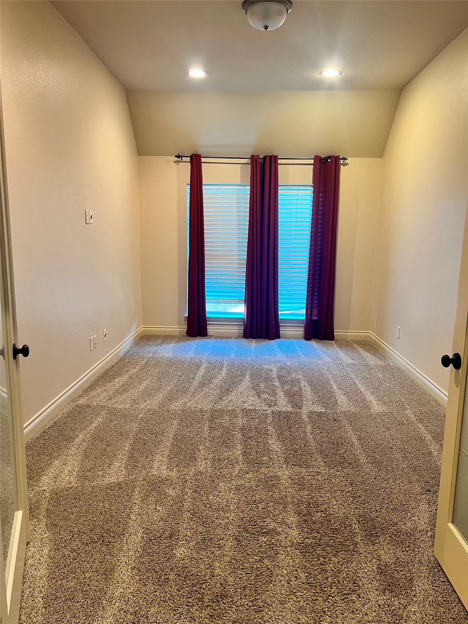 2801 Field Hollow Drive Property Photo 17