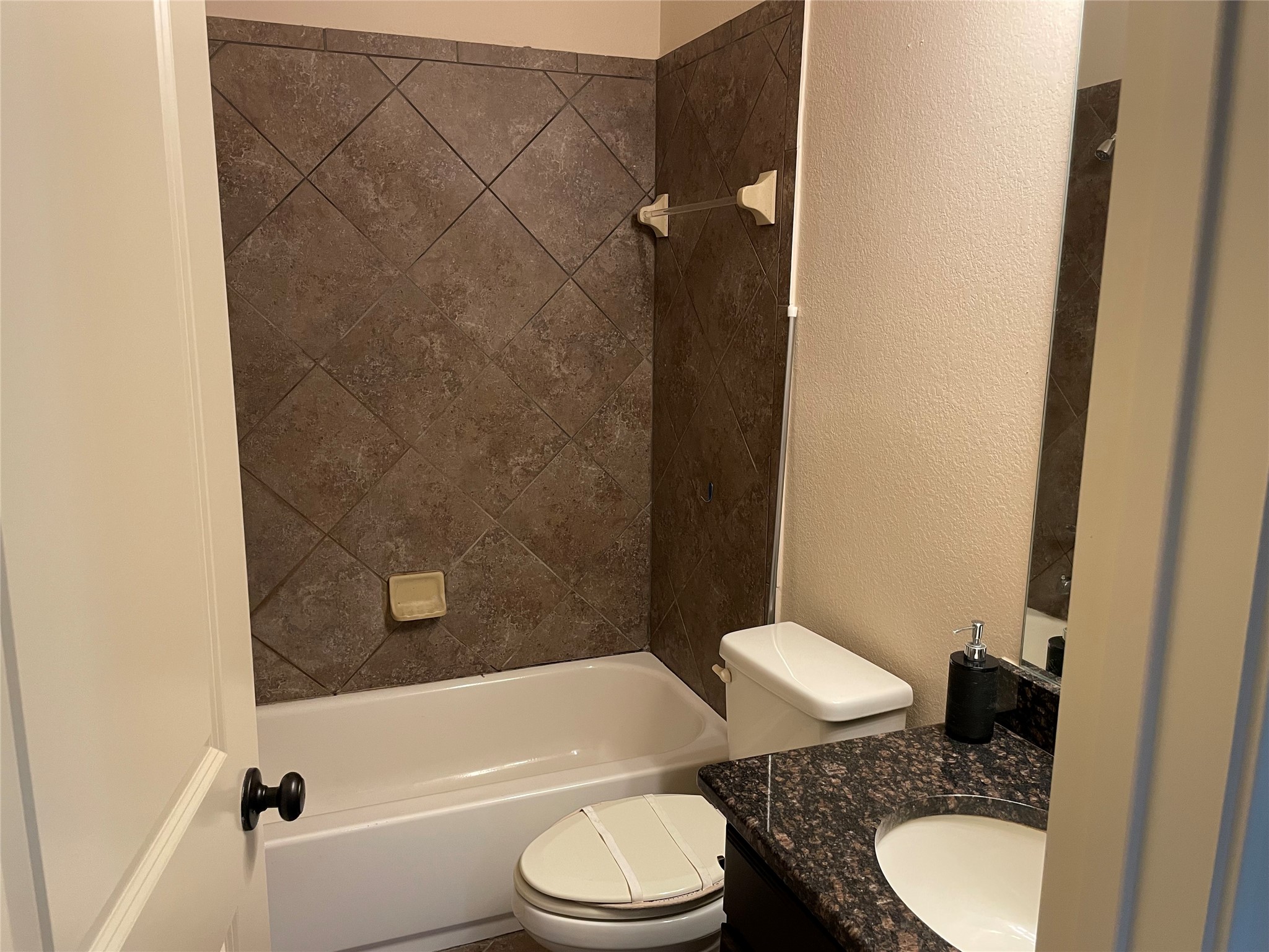 2801 Field Hollow Drive Property Photo 31