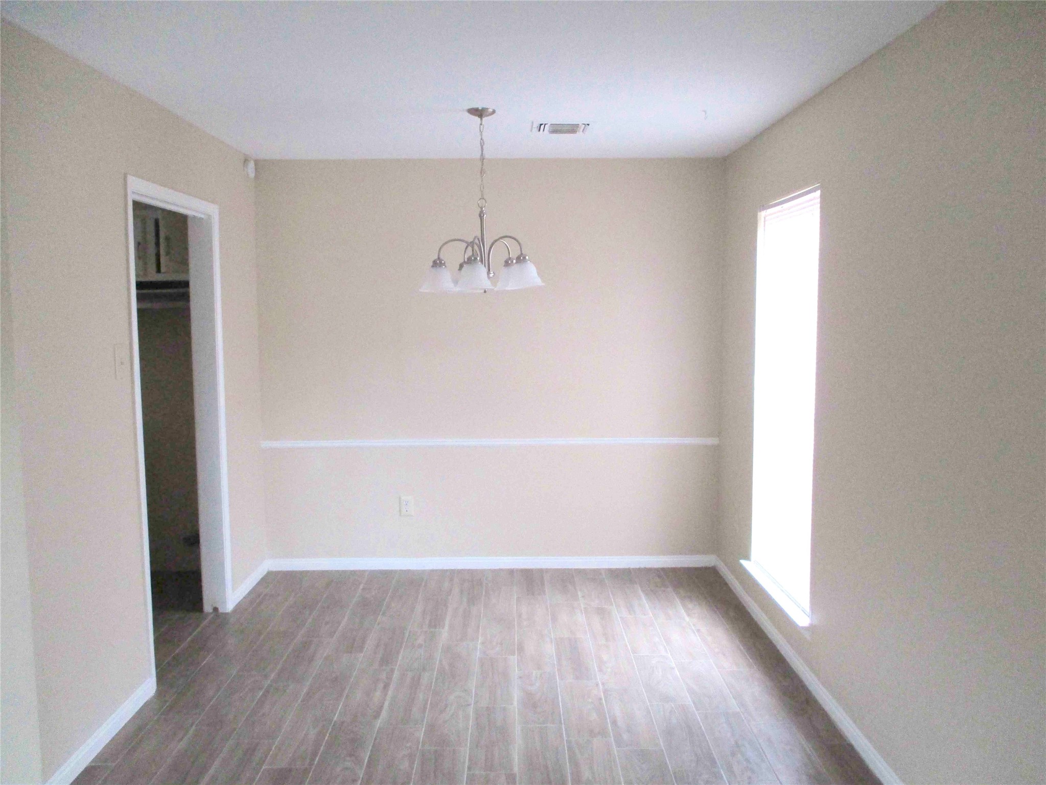 5506 Deep Forest Drive Property Photo 6