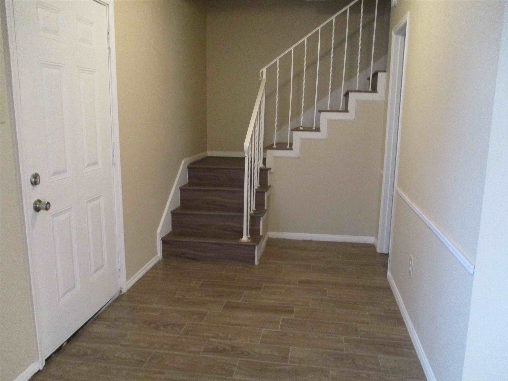 5506 Deep Forest Drive Property Photo 10