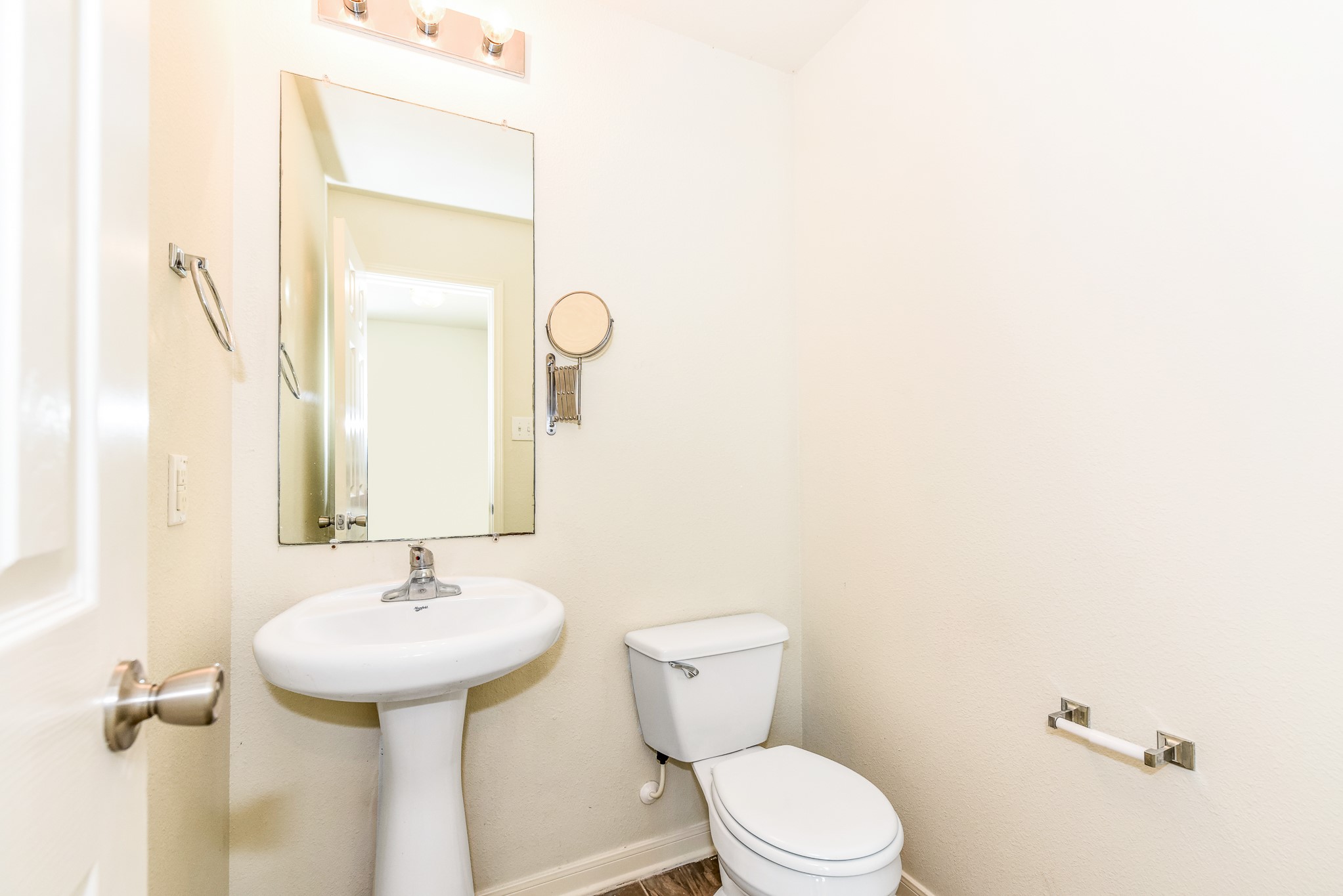28854 Llano River Loop Property Photo 17