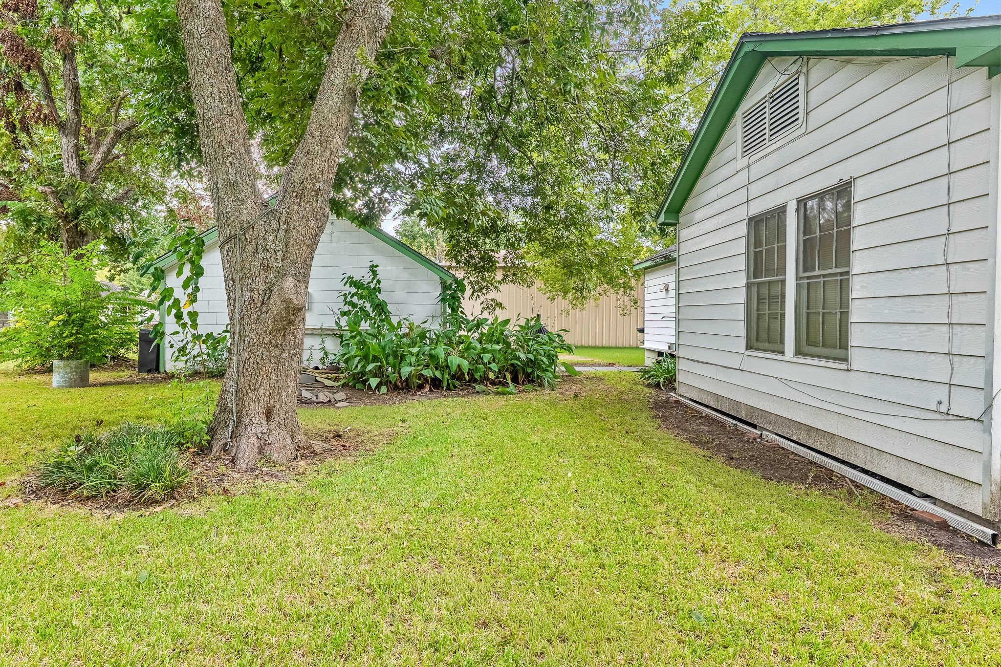 209 Schilling Street Property Photo 13