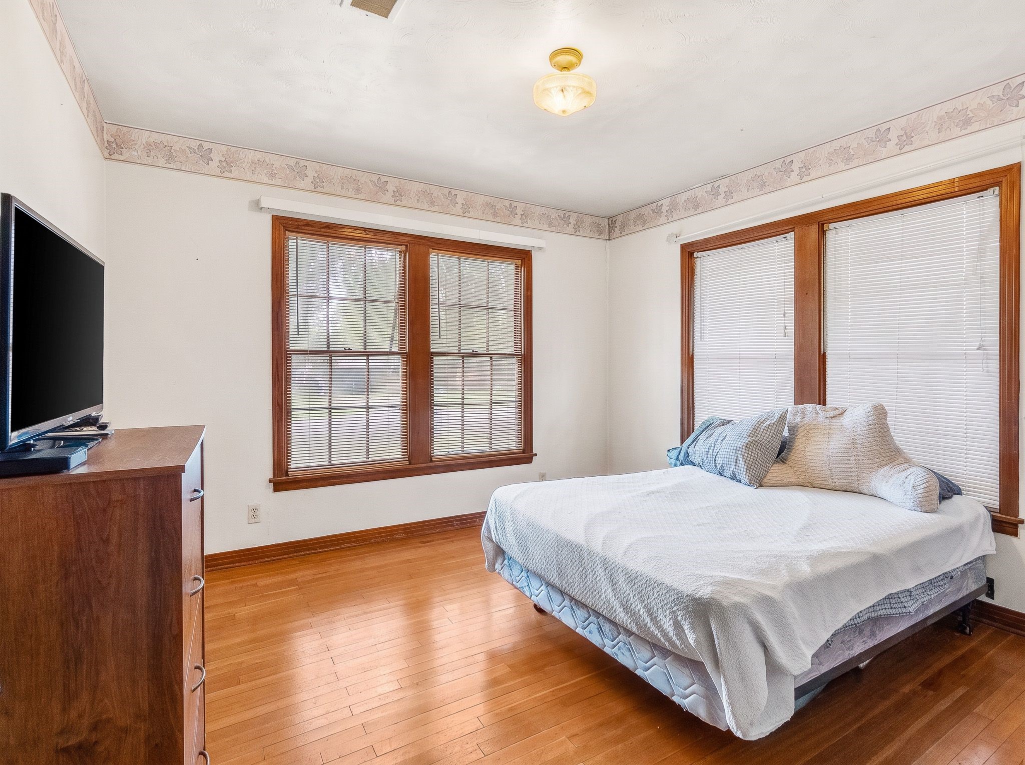 209 Schilling Street Property Photo 22