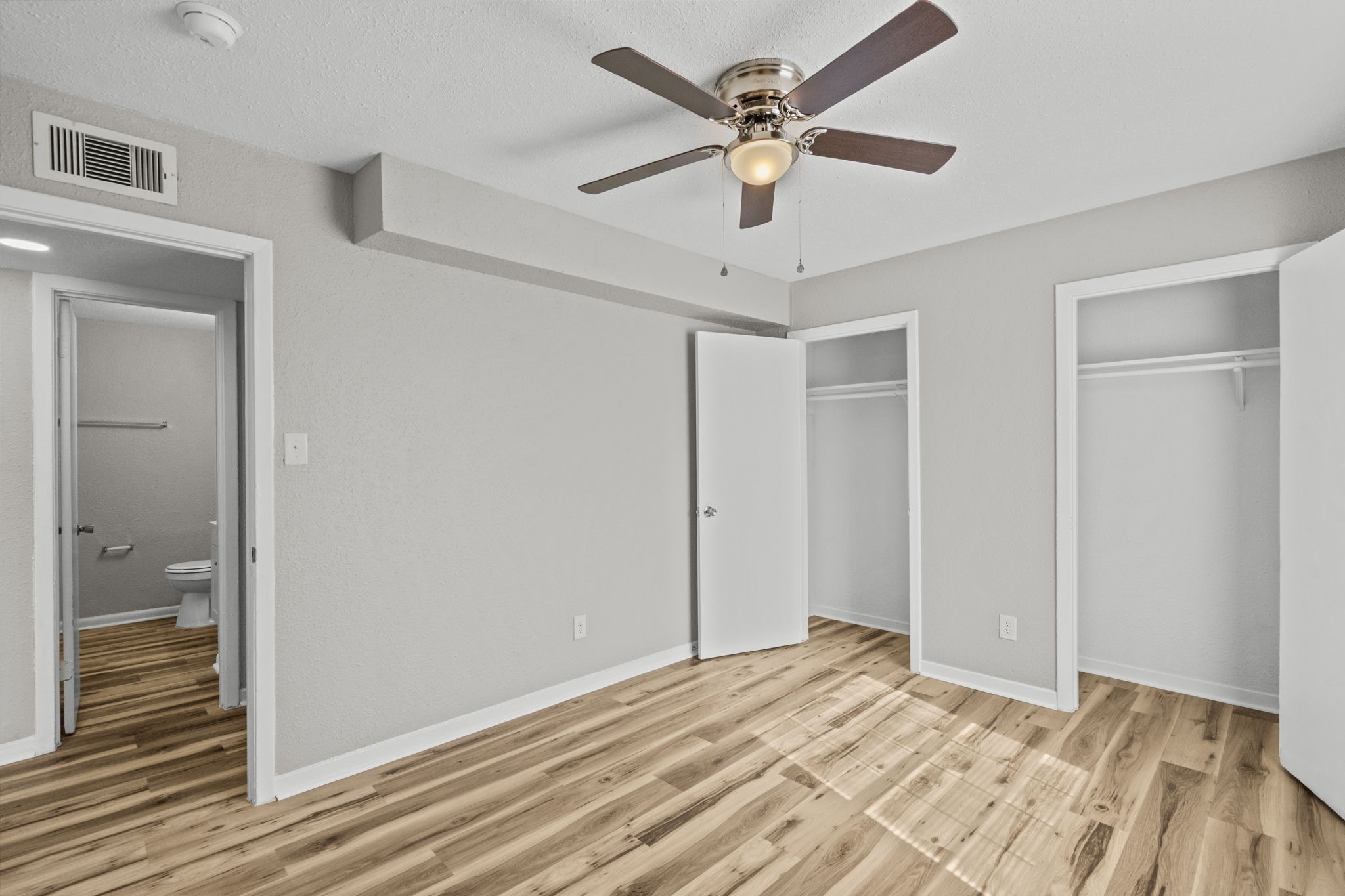 1927 Avenue M 1/2 10 Property Photo 11