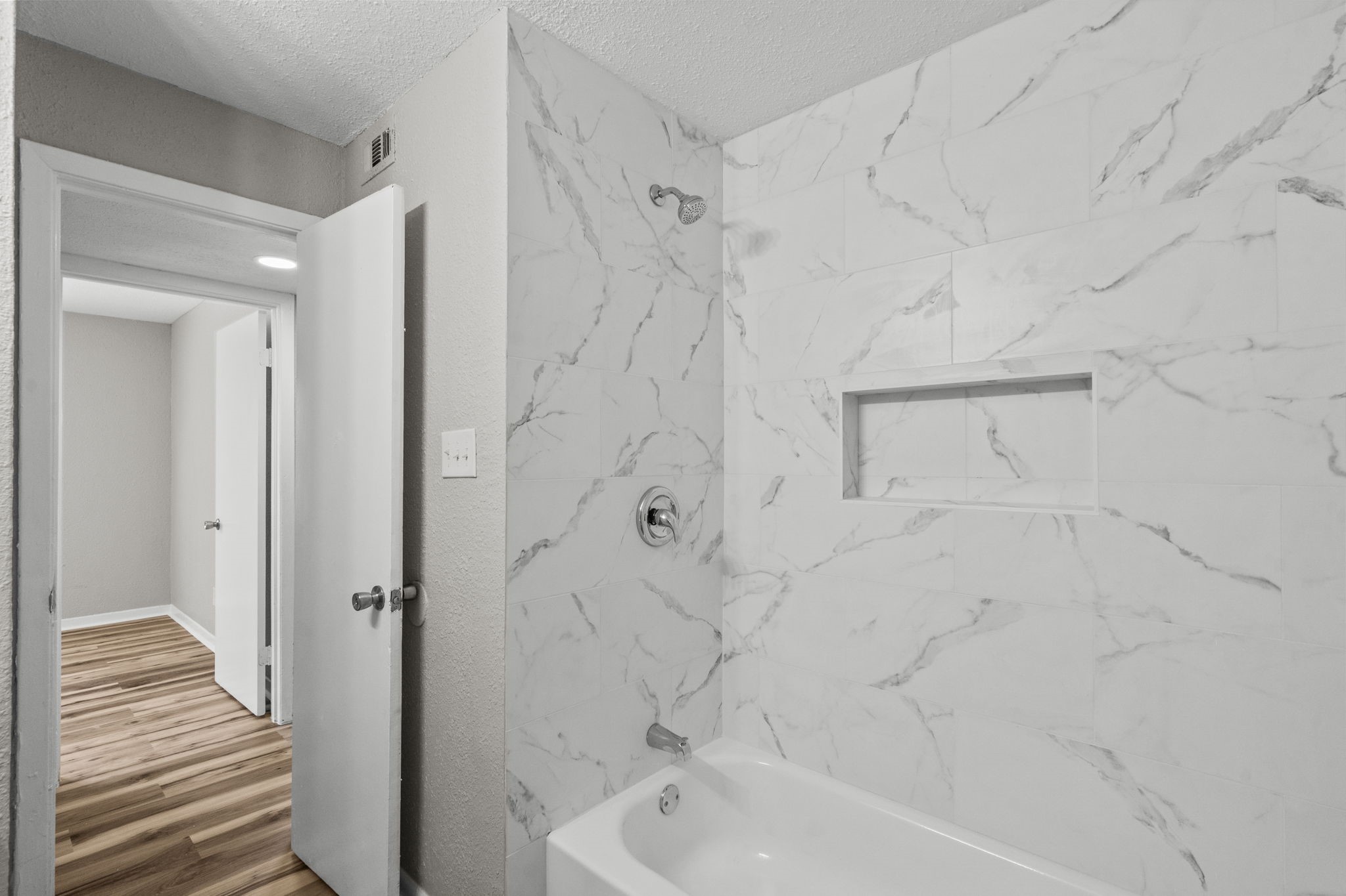 1927 Avenue M 1/2 10 Property Photo 13