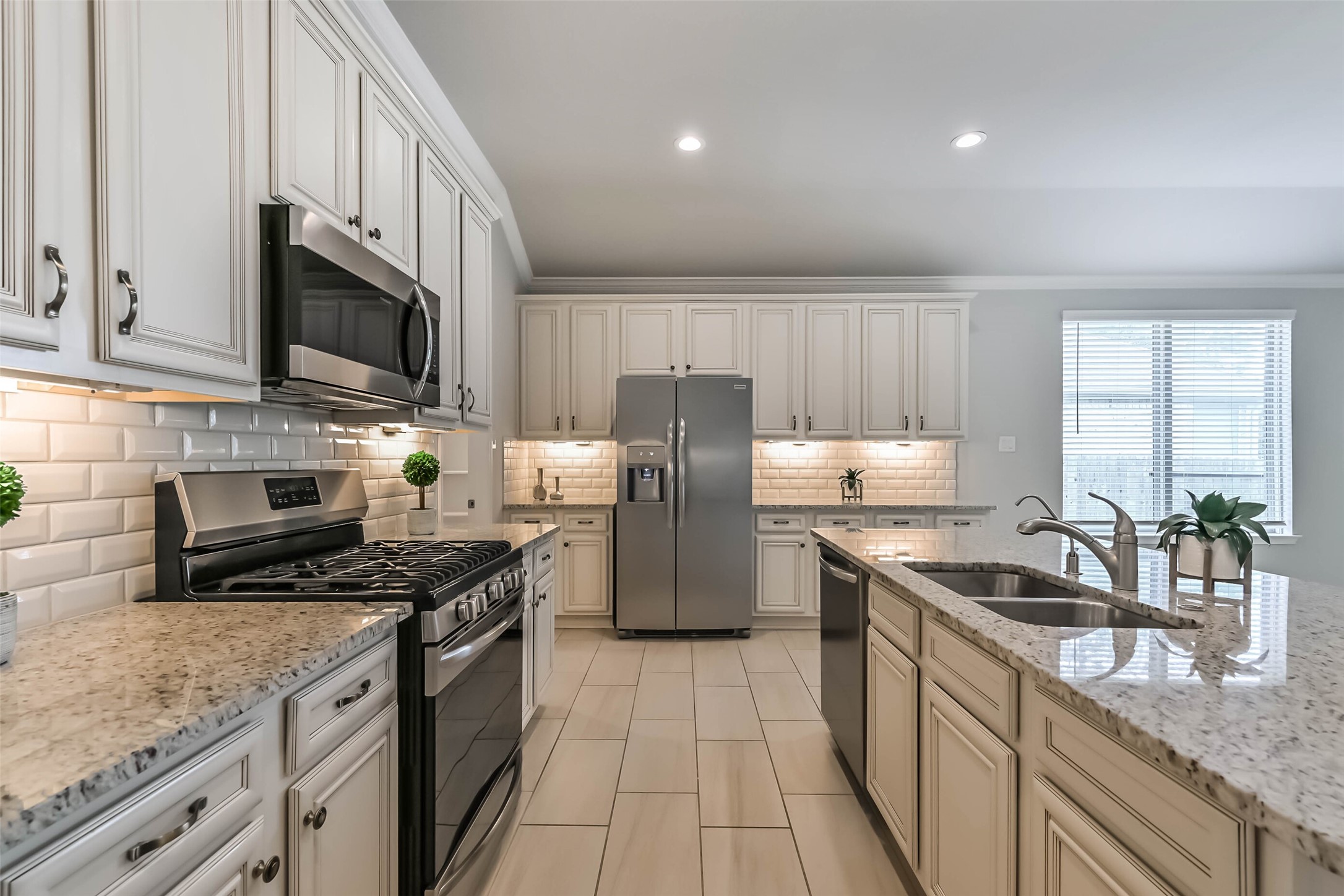 8810 Vasco Da Gama Trace Property Photo 4