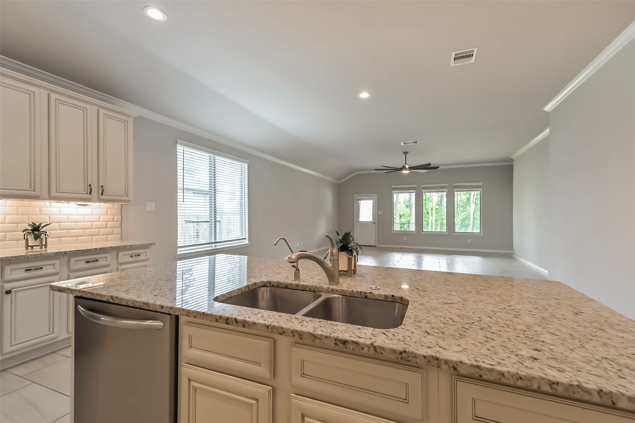 8810 Vasco Da Gama Trace Property Photo 18