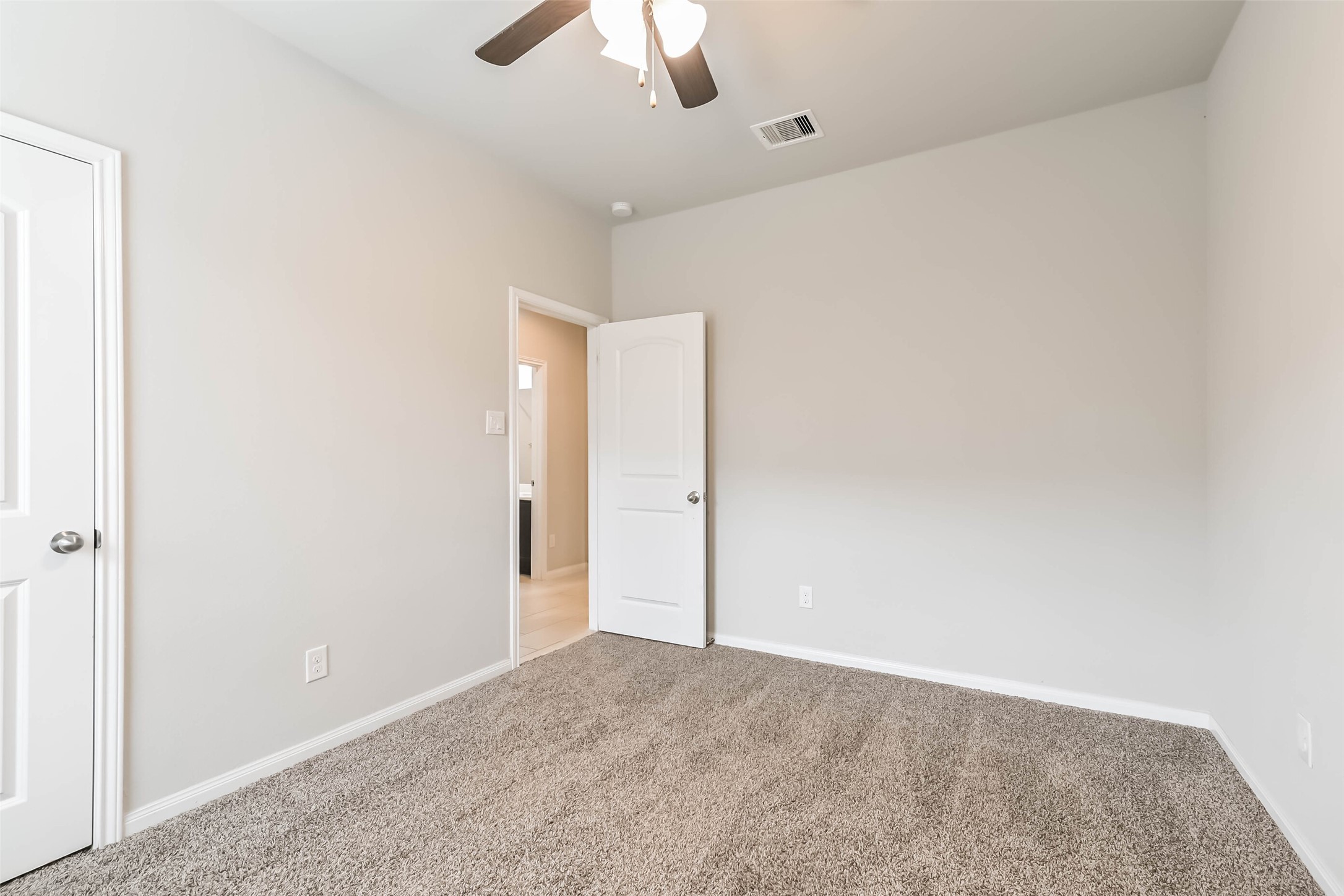8810 Vasco Da Gama Trace Property Photo 32