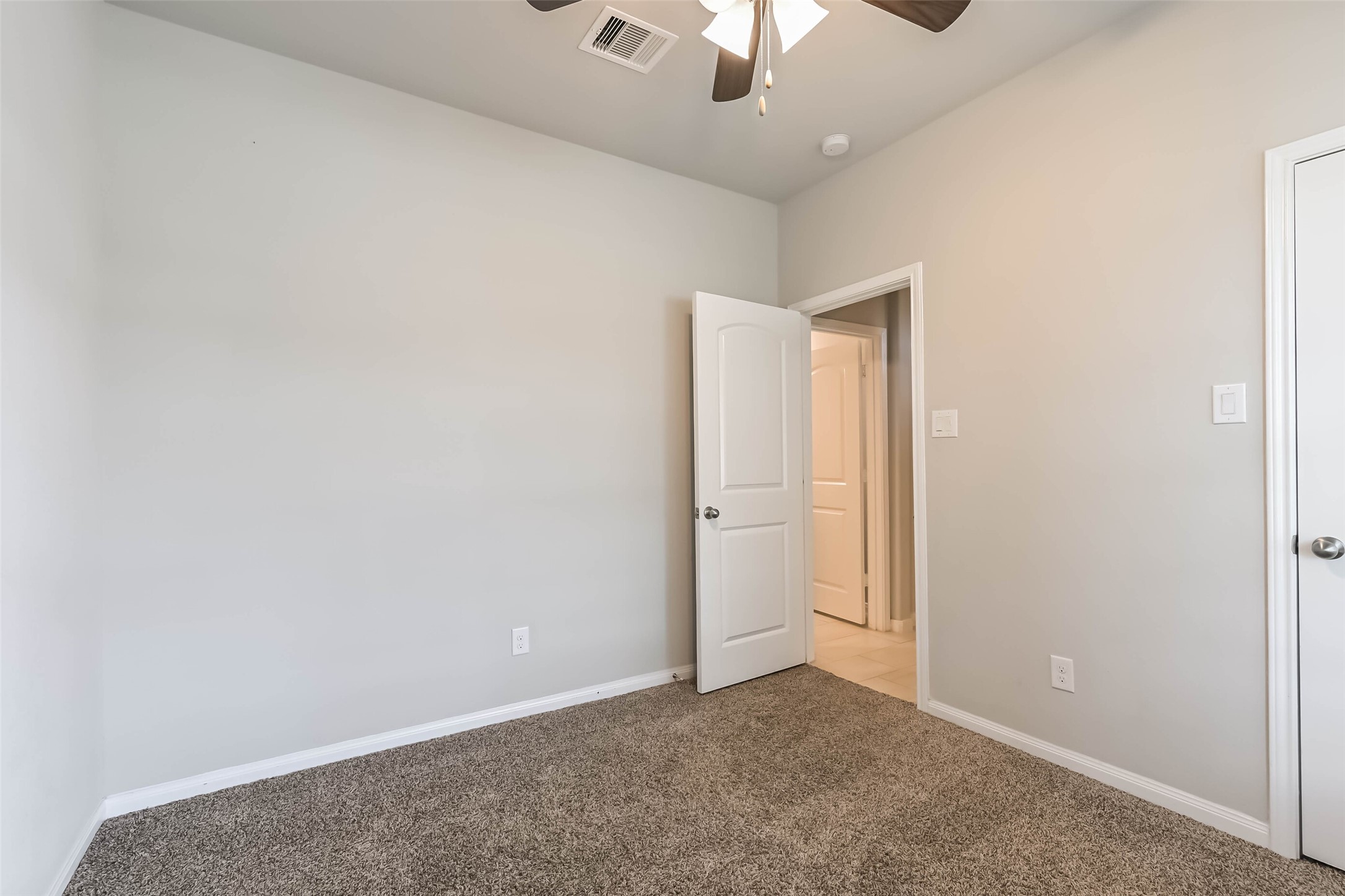 8810 Vasco Da Gama Trace Property Photo 35
