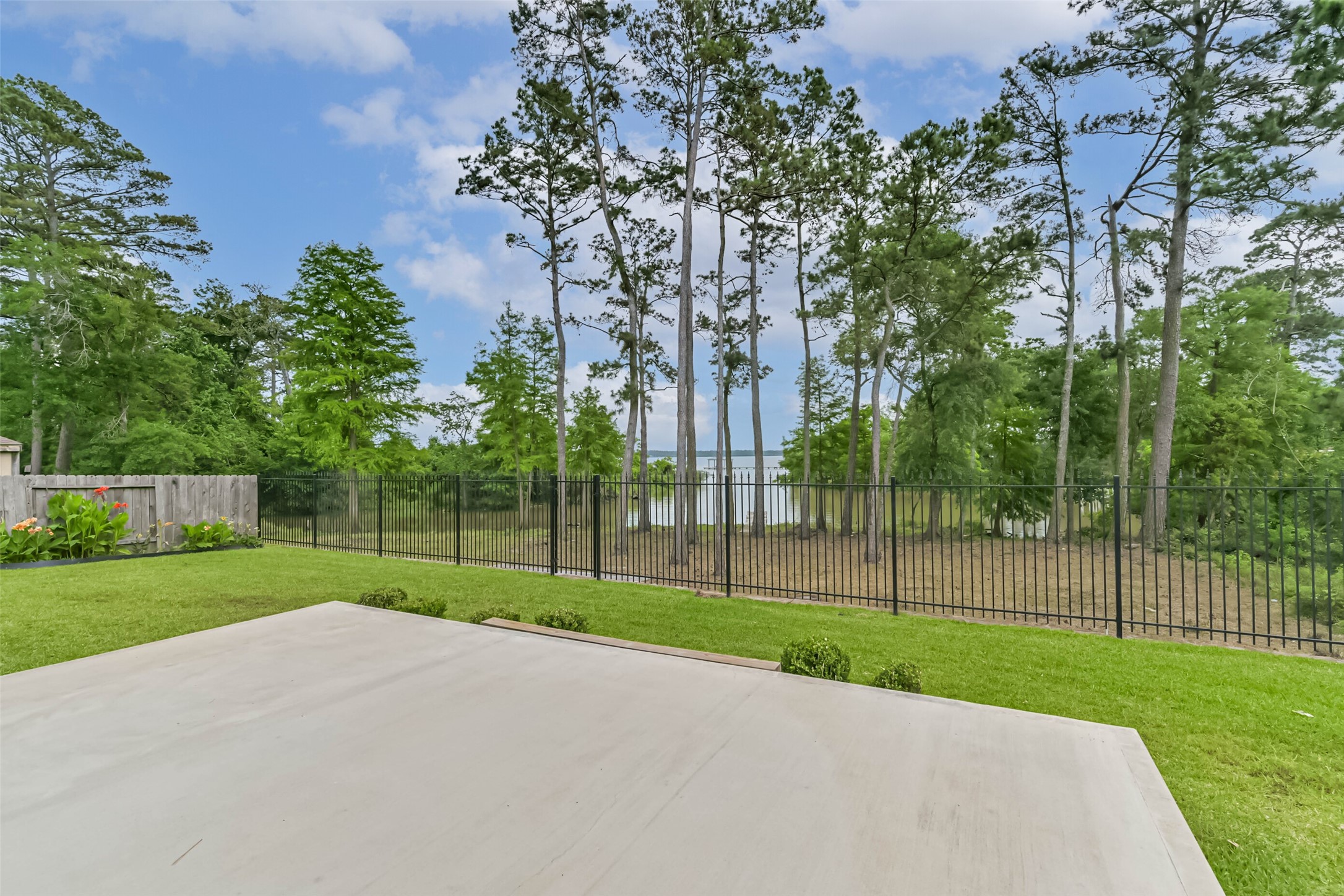 8810 Vasco Da Gama Trace Property Photo 42
