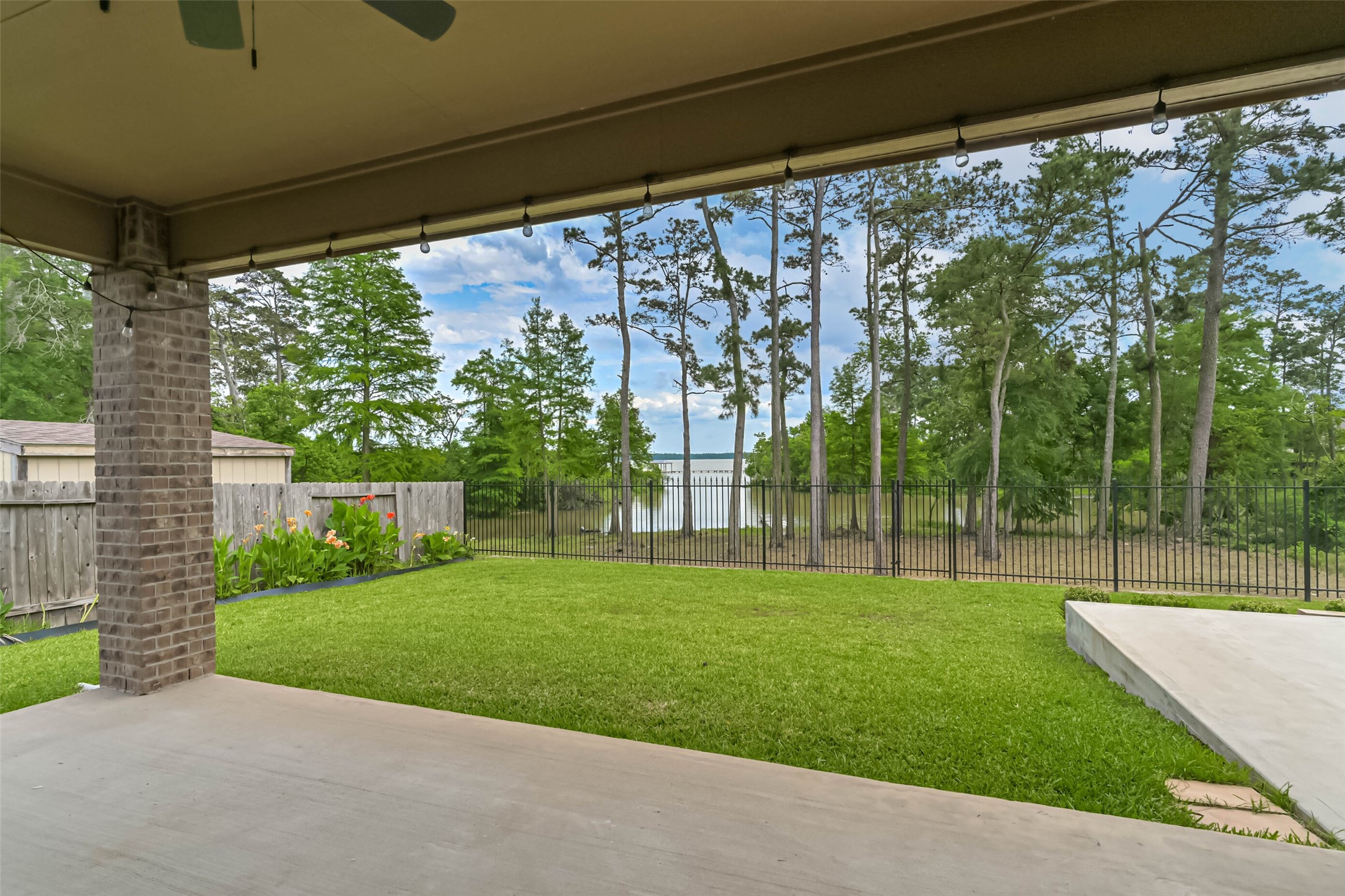 8810 Vasco Da Gama Trace Property Photo 44