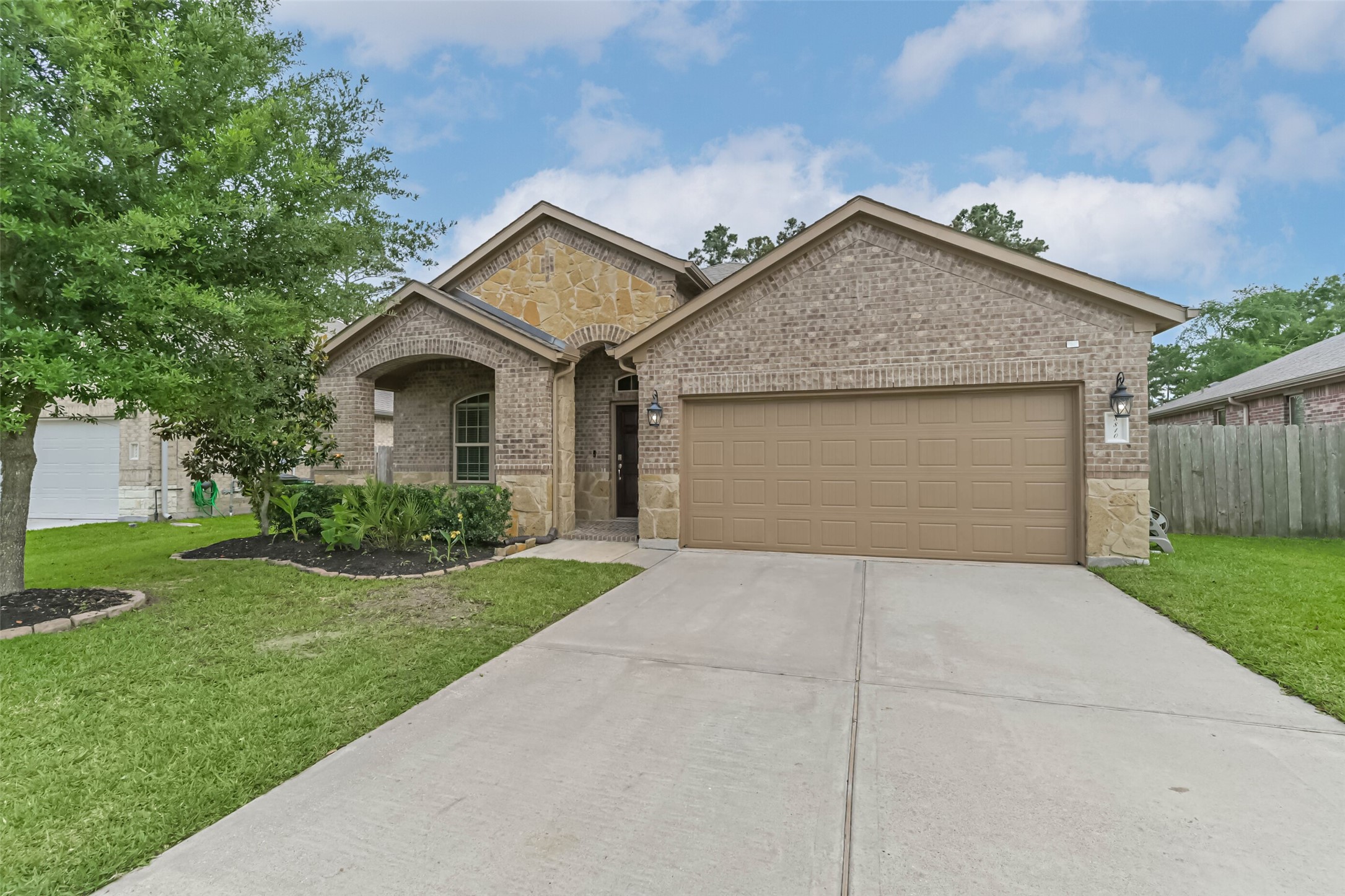 8810 Vasco Da Gama Trace Property Photo 45