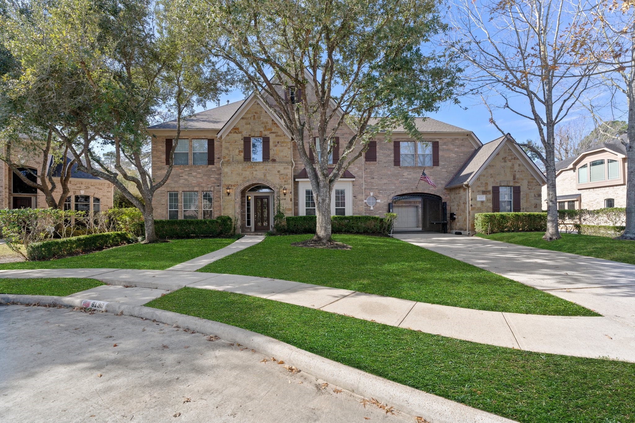 8130 Clearwater Crossing Property Photo