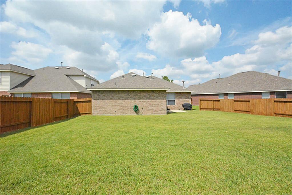 19711 Heron Shadow Court Property Photo 2