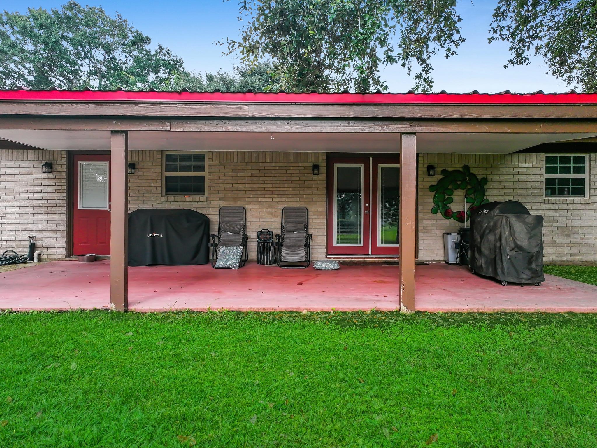 10922 Glen Oaks Street Property Photo 12