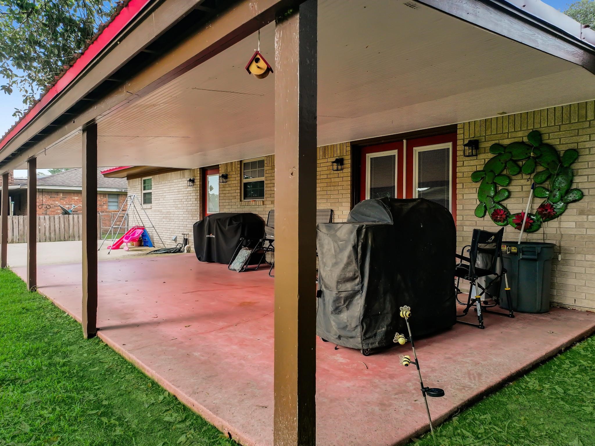 10922 Glen Oaks Street Property Photo 13
