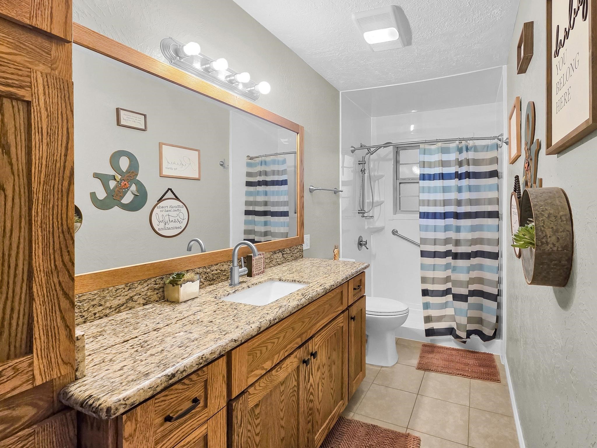 10922 Glen Oaks Street Property Photo 23
