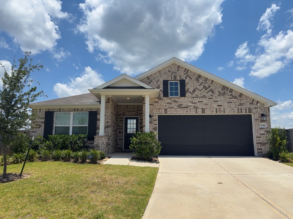 22476 Mountain Pine Drive Property Photo 1